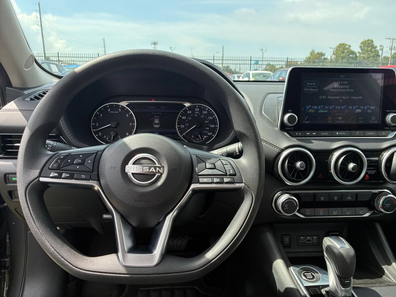 Thumbnail: 2025 Nissan Sentra - 27