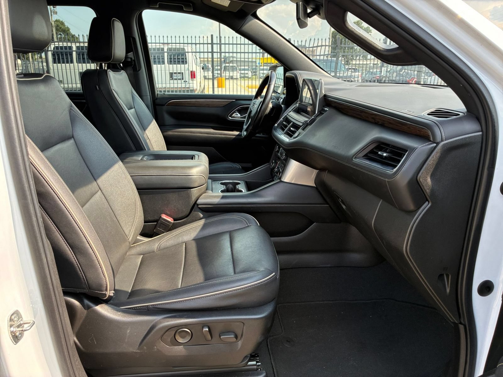 Thumbnail: 2023 Chevrolet Suburban - 34