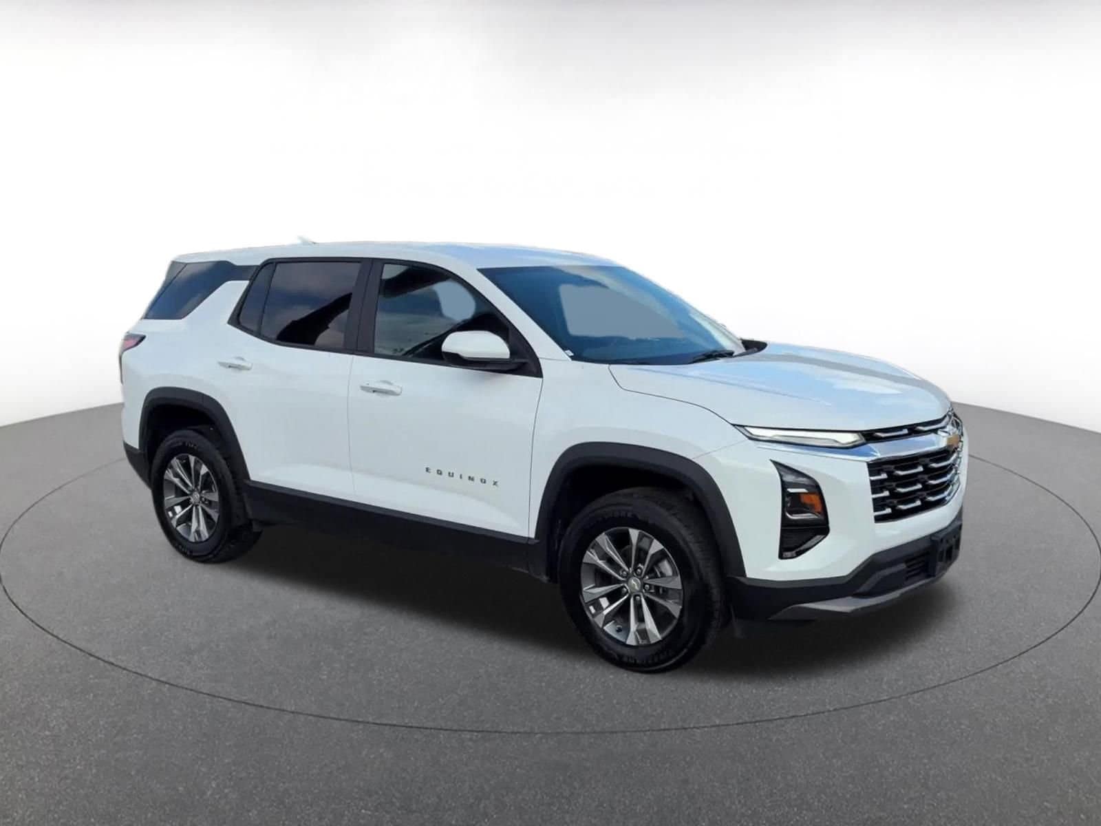 Thumbnail: 2025 Chevrolet Equinox - 2