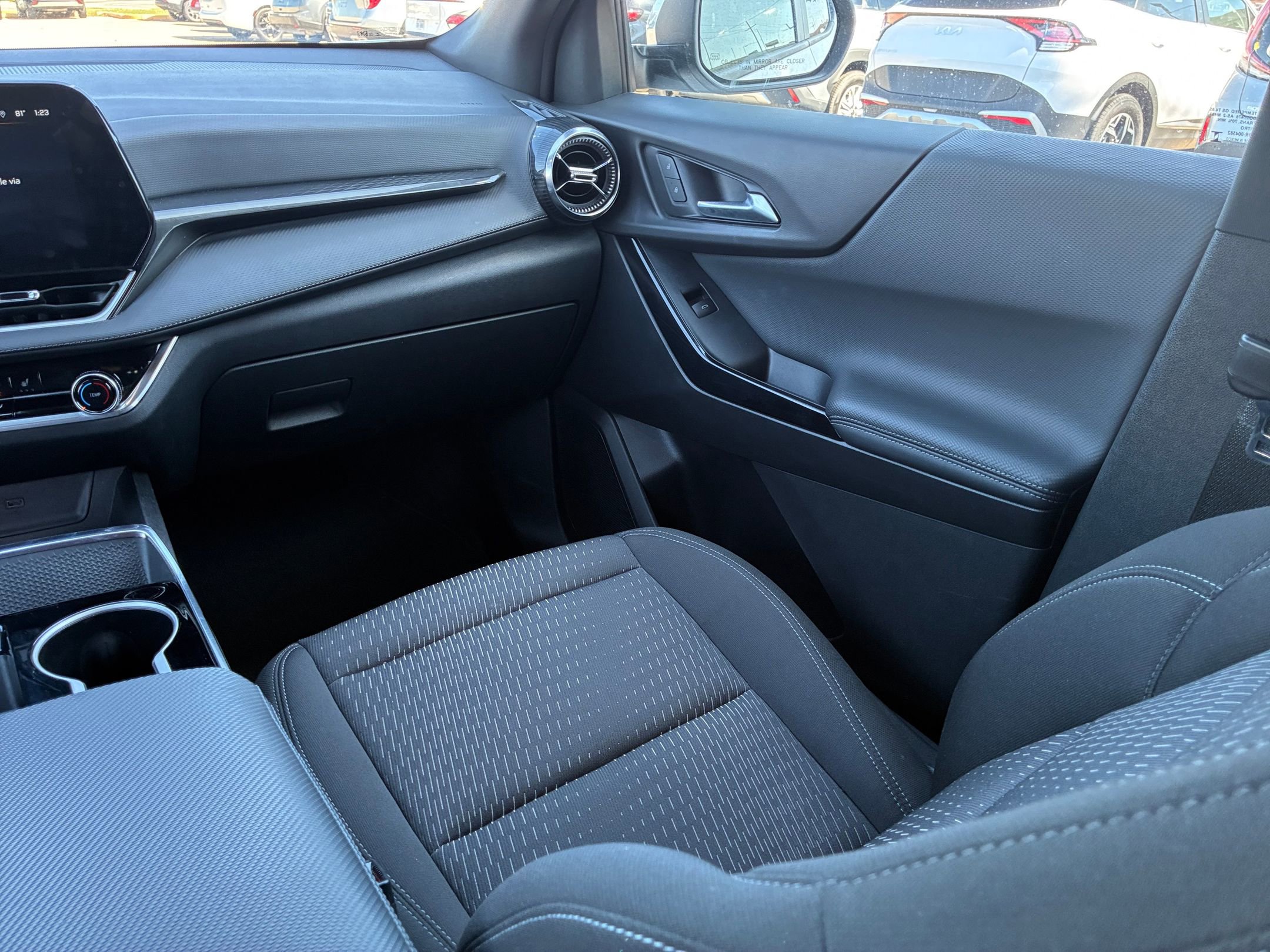 Thumbnail: 2025 Chevrolet Equinox - 31