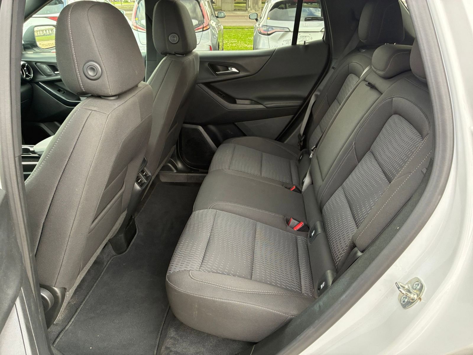 Thumbnail: 2025 Chevrolet Equinox - 25