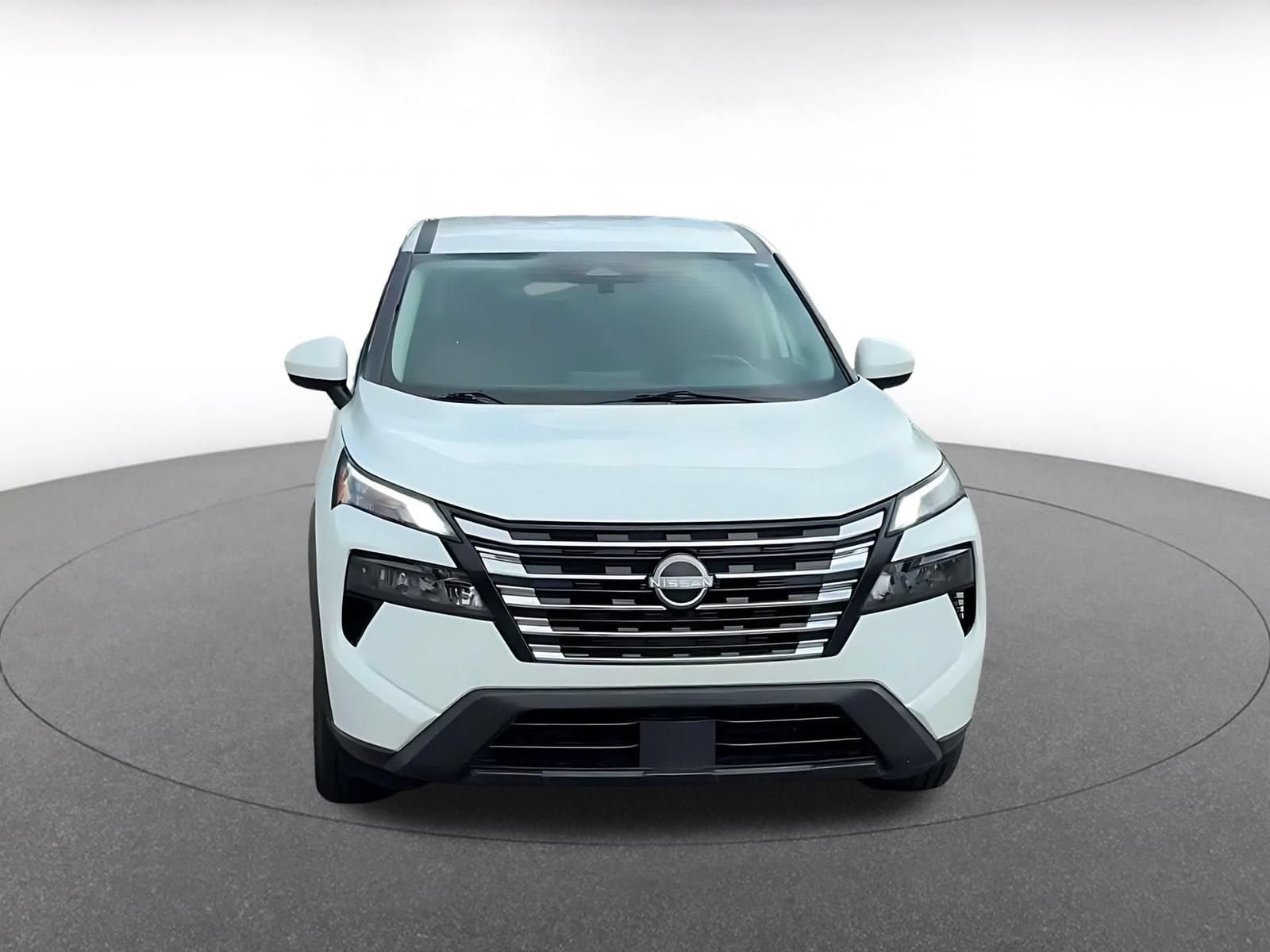 Thumbnail: 2025 Nissan Rogue - 4