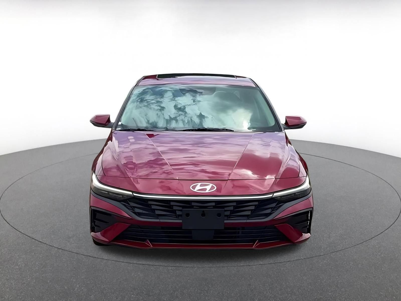 Thumbnail: 2025 Hyundai Elantra - 4