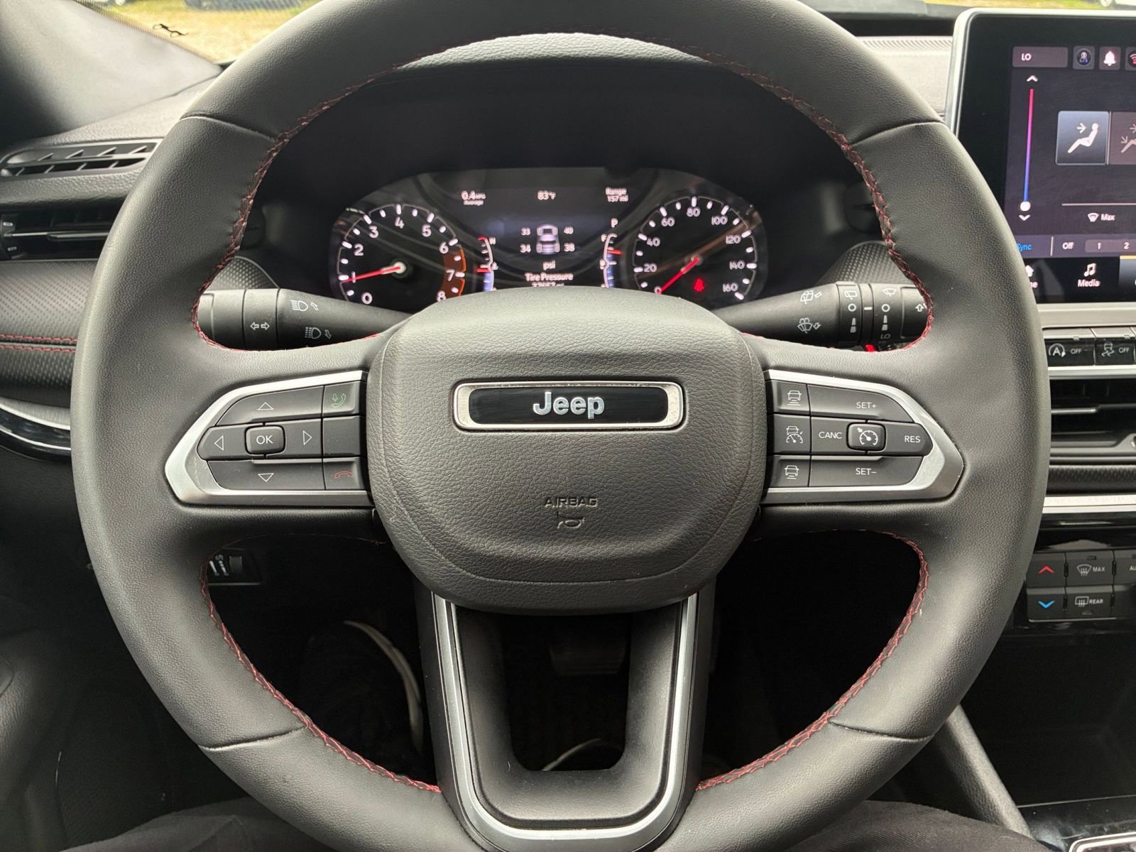 Thumbnail: 2025 Jeep Compass - 28