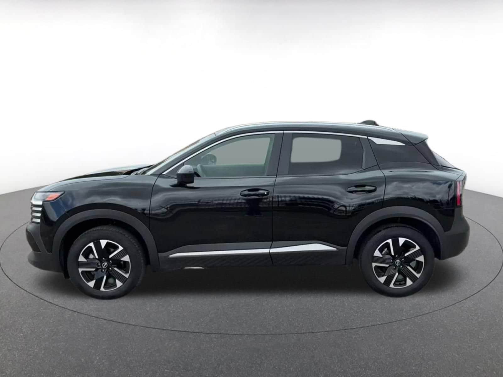 Thumbnail: 2026 Nissan Kicks - 8
