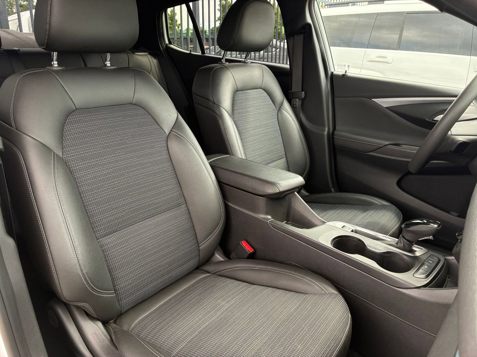 Thumbnail: 2025 Buick Envista - 35