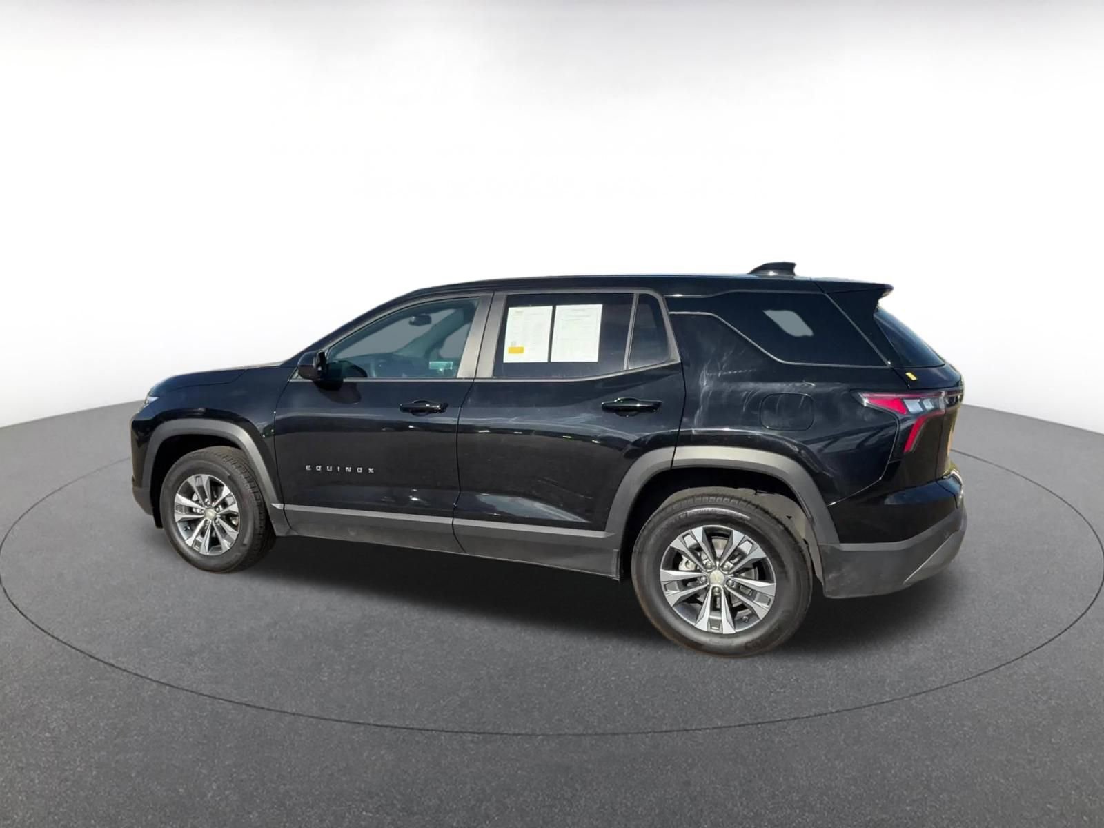 Thumbnail: 2025 Chevrolet Equinox - 10