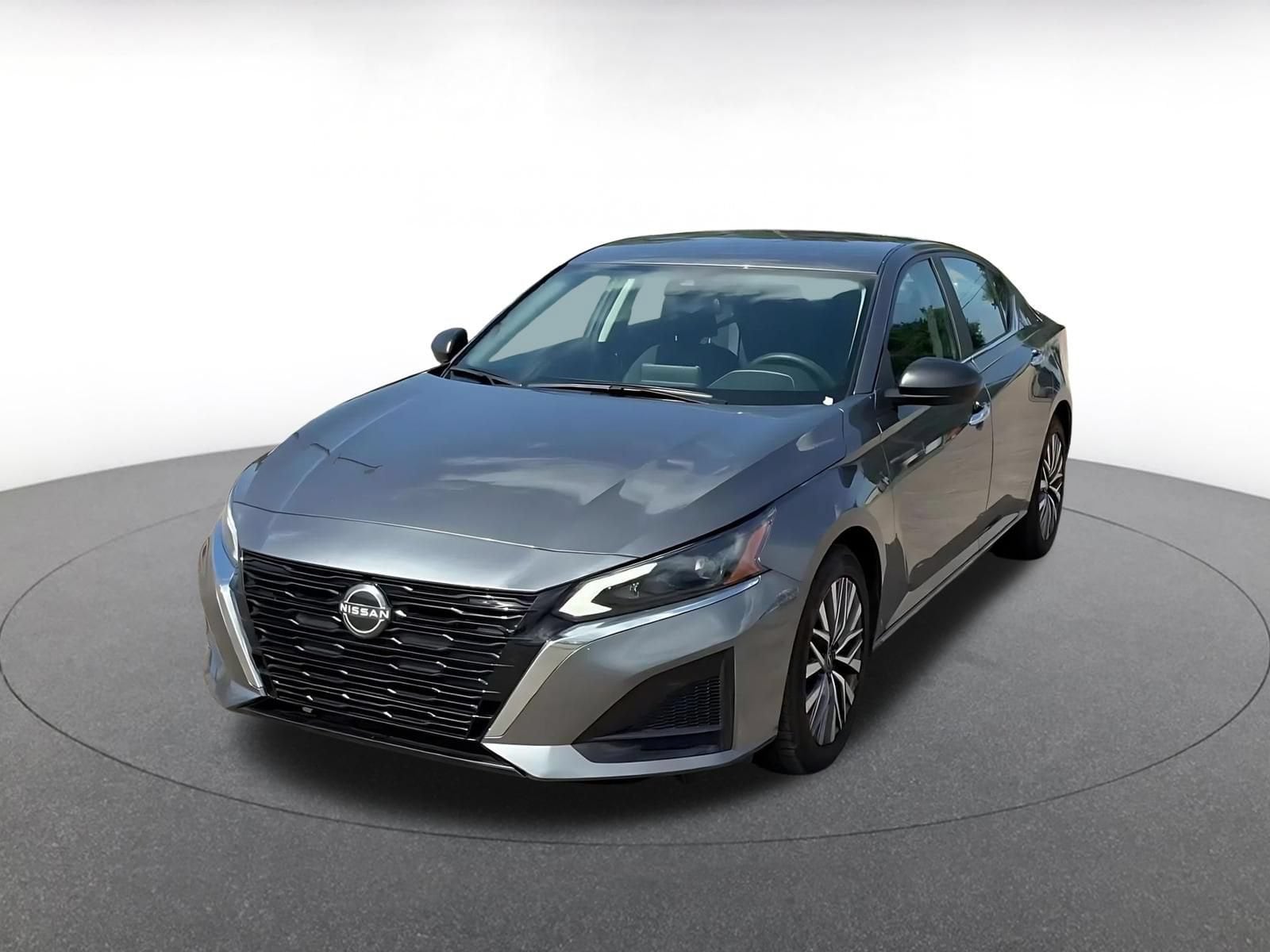 Thumbnail: 2025 Nissan Altima - 7