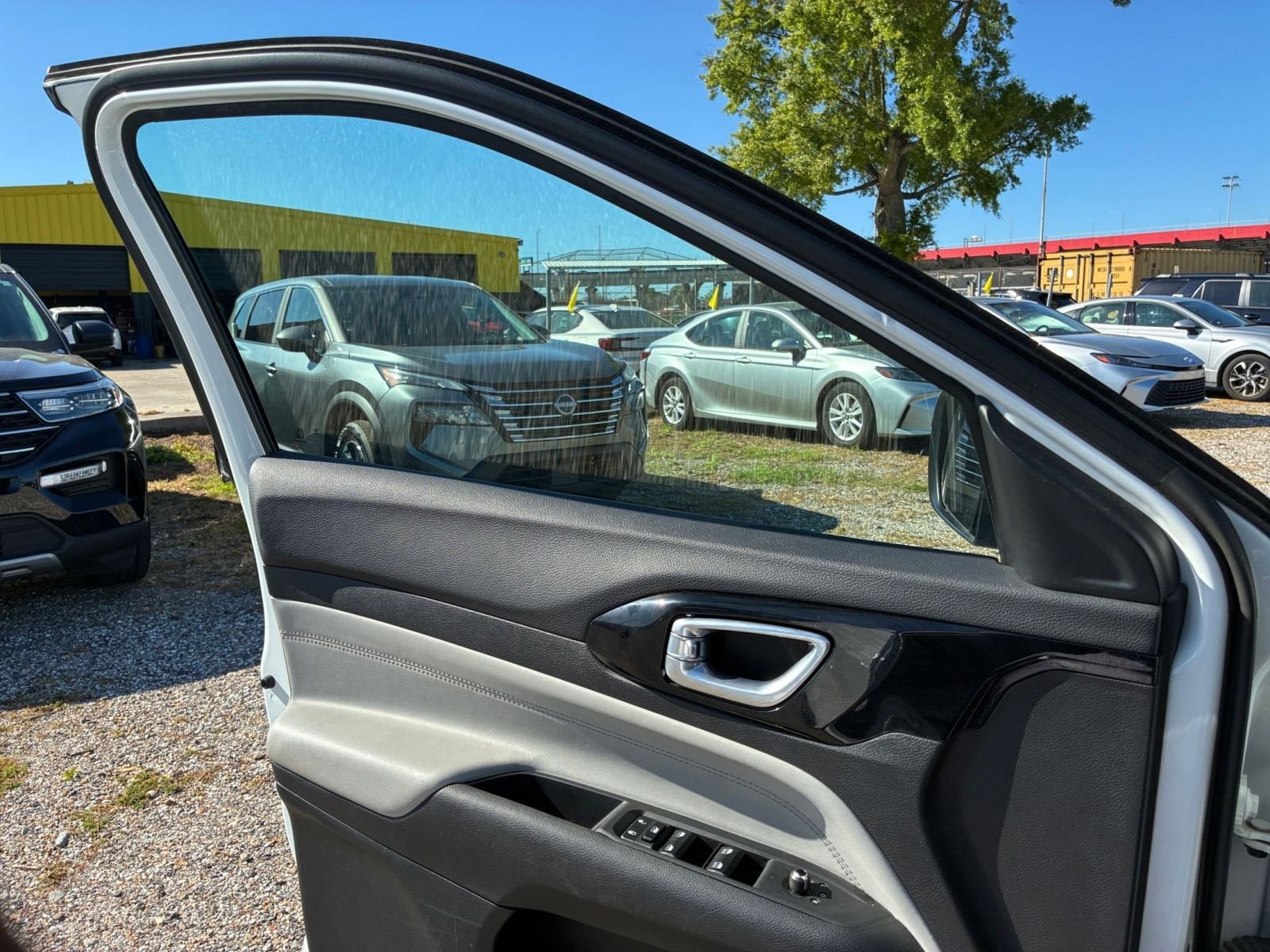 Thumbnail: 2025 Jeep Compass - 18