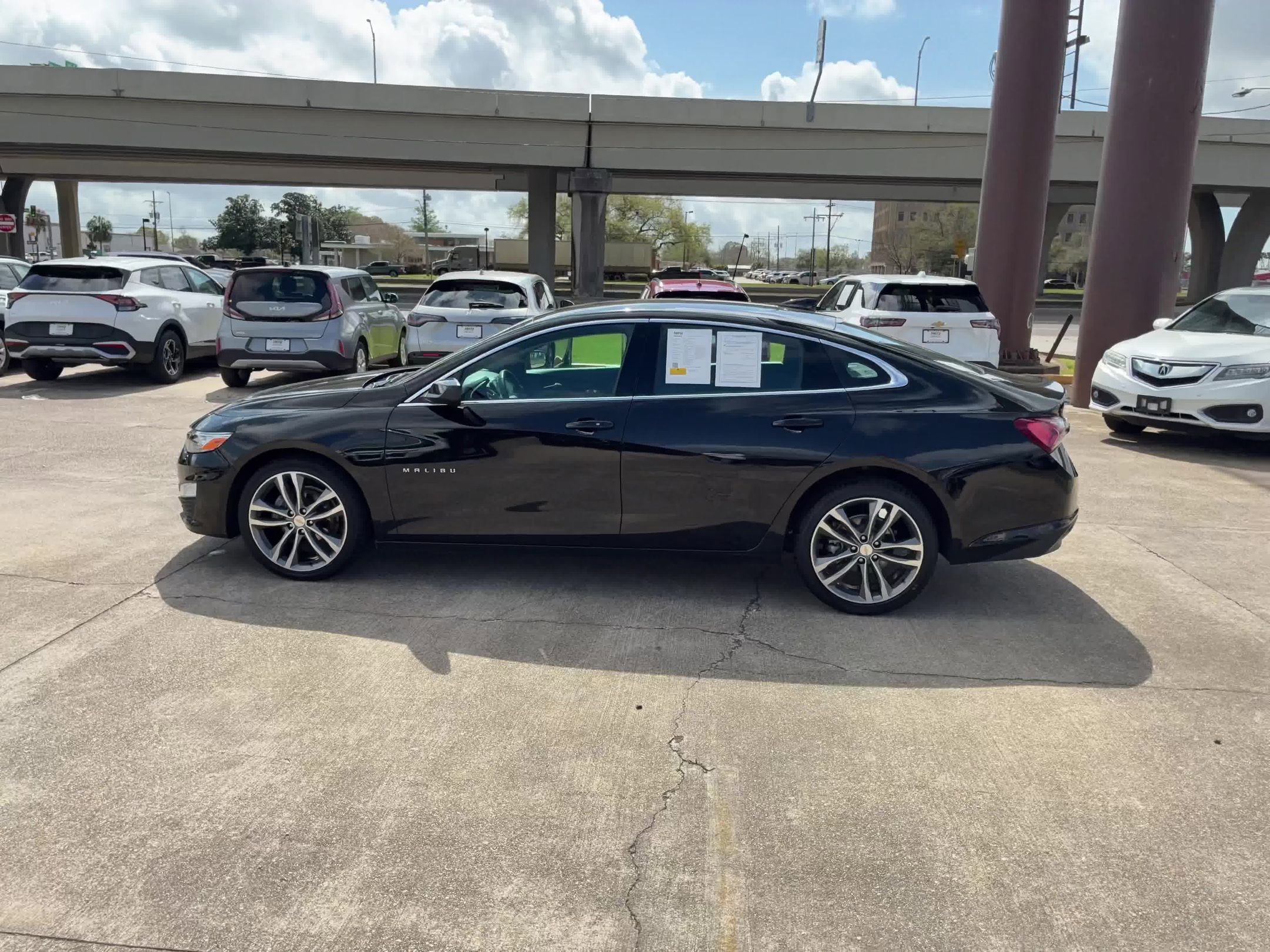 Thumbnail: 2024 Chevrolet Malibu - 10