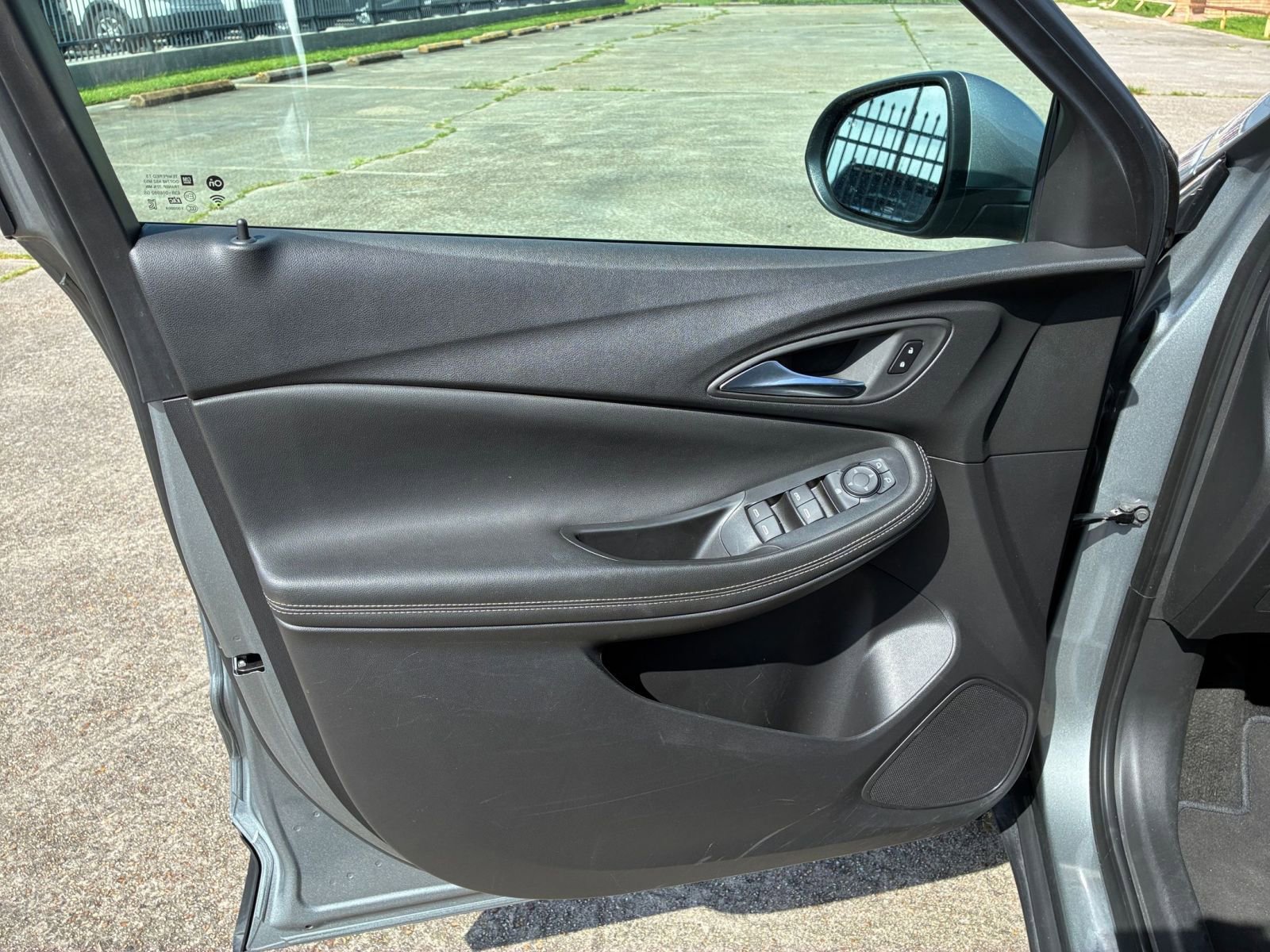 Thumbnail: 2025 Buick Encore GX - 18