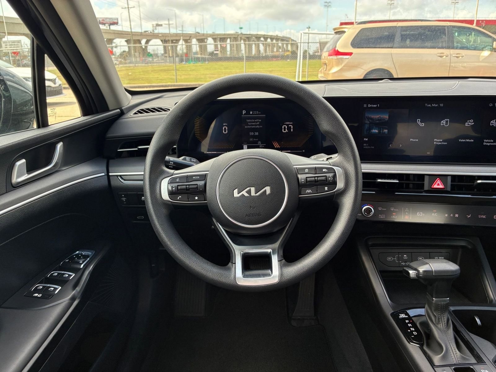 Thumbnail: 2025 Kia K5 - 32