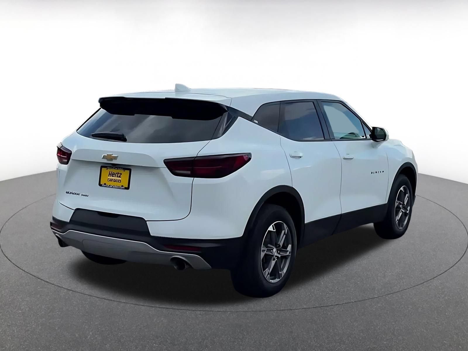 Thumbnail: 2026 Chevrolet Blazer - 15