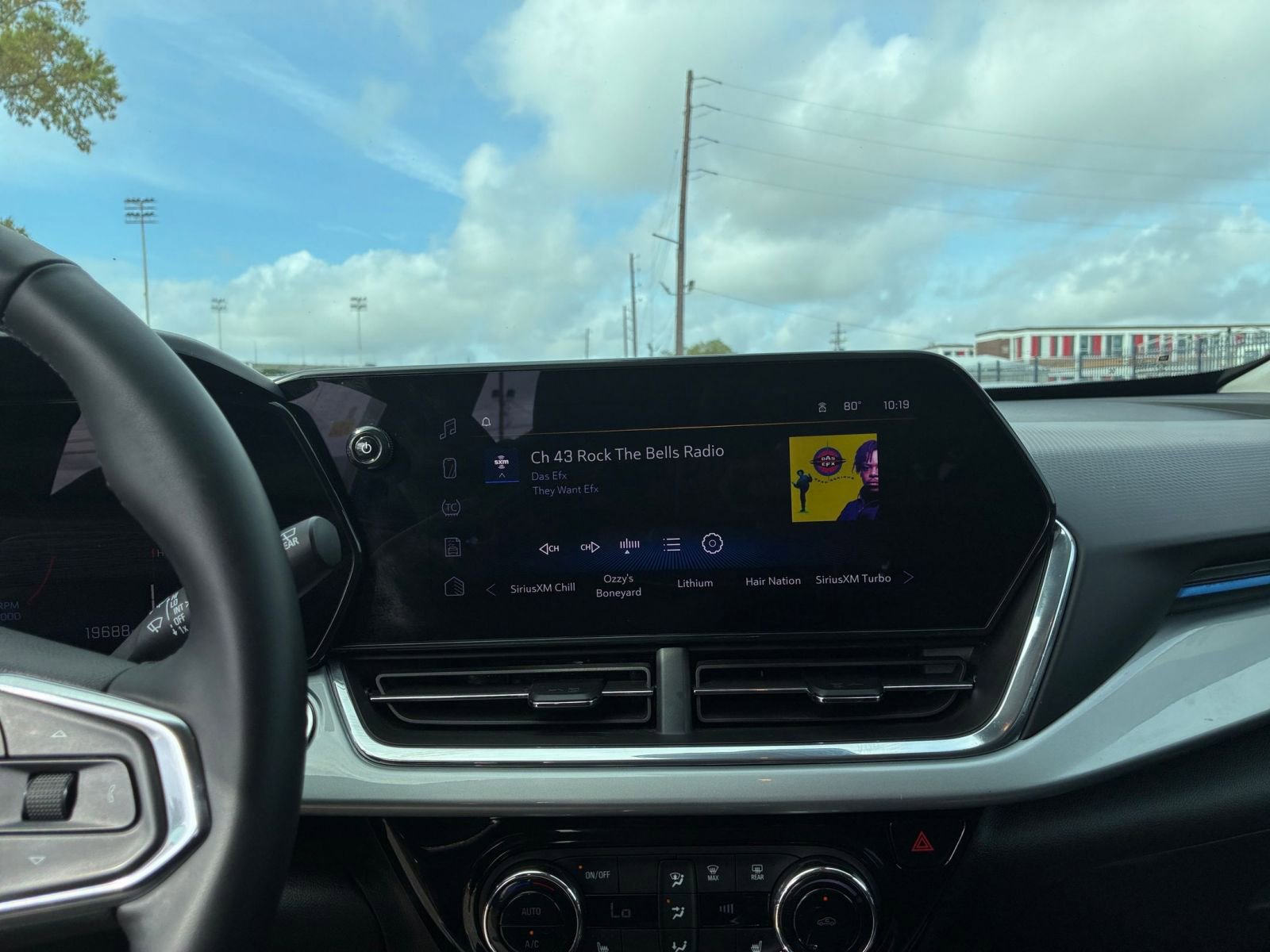 Thumbnail: 2025 Chevrolet Trax - 20