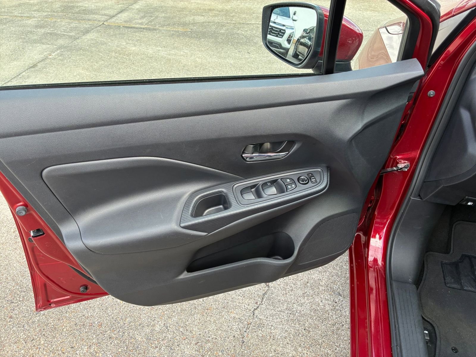 Thumbnail: 2025 Nissan Versa - 18