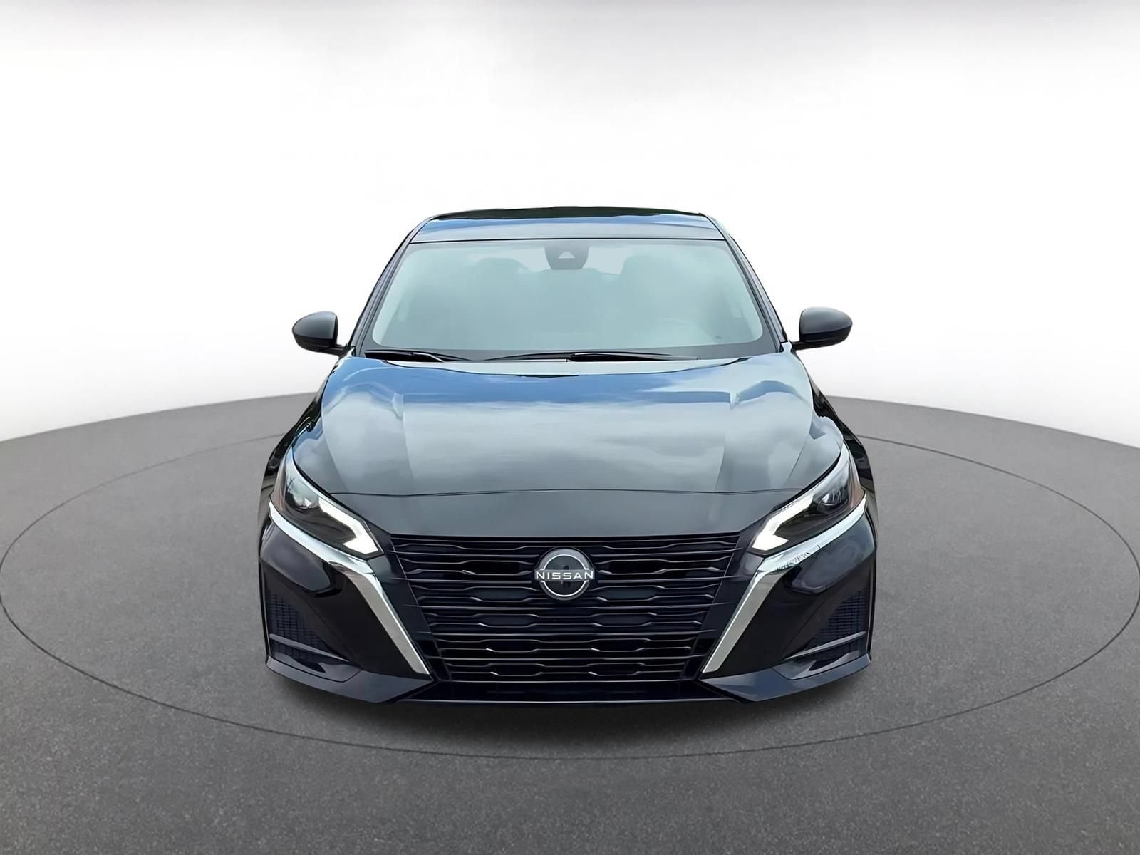 Thumbnail: 2025 Nissan Altima - 4
