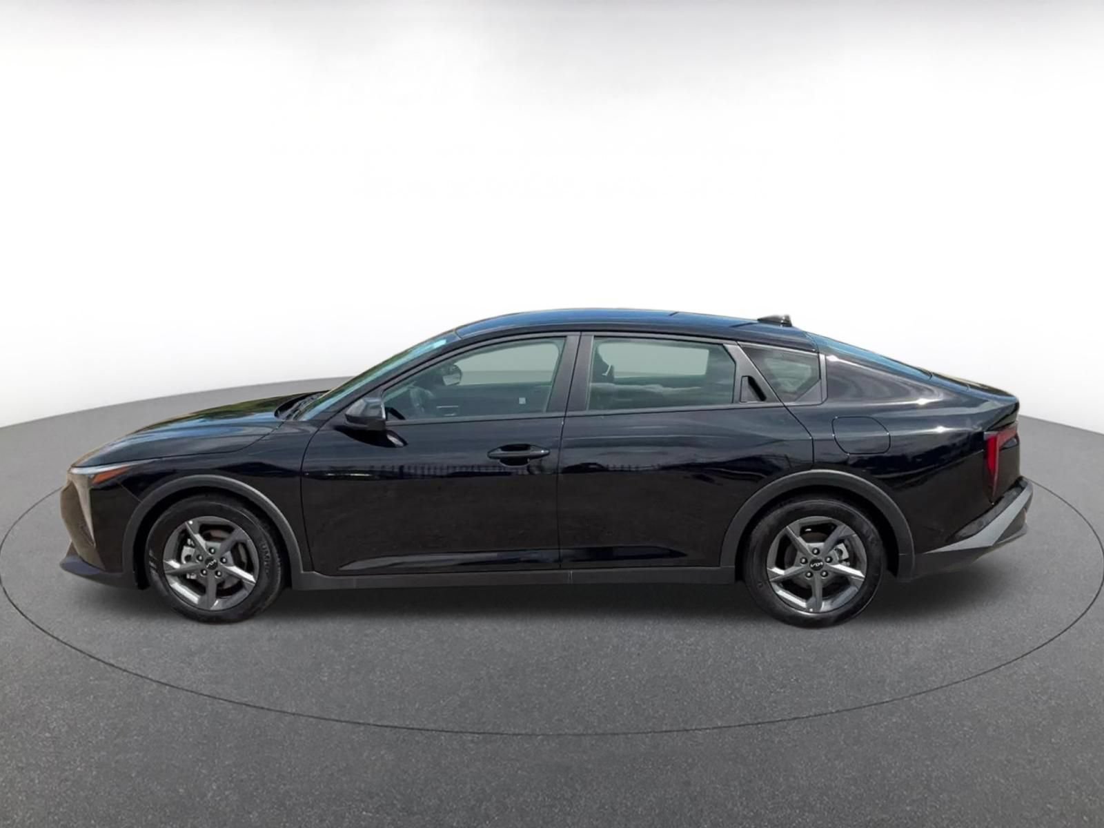 Thumbnail: 2026 Kia K4 - 9