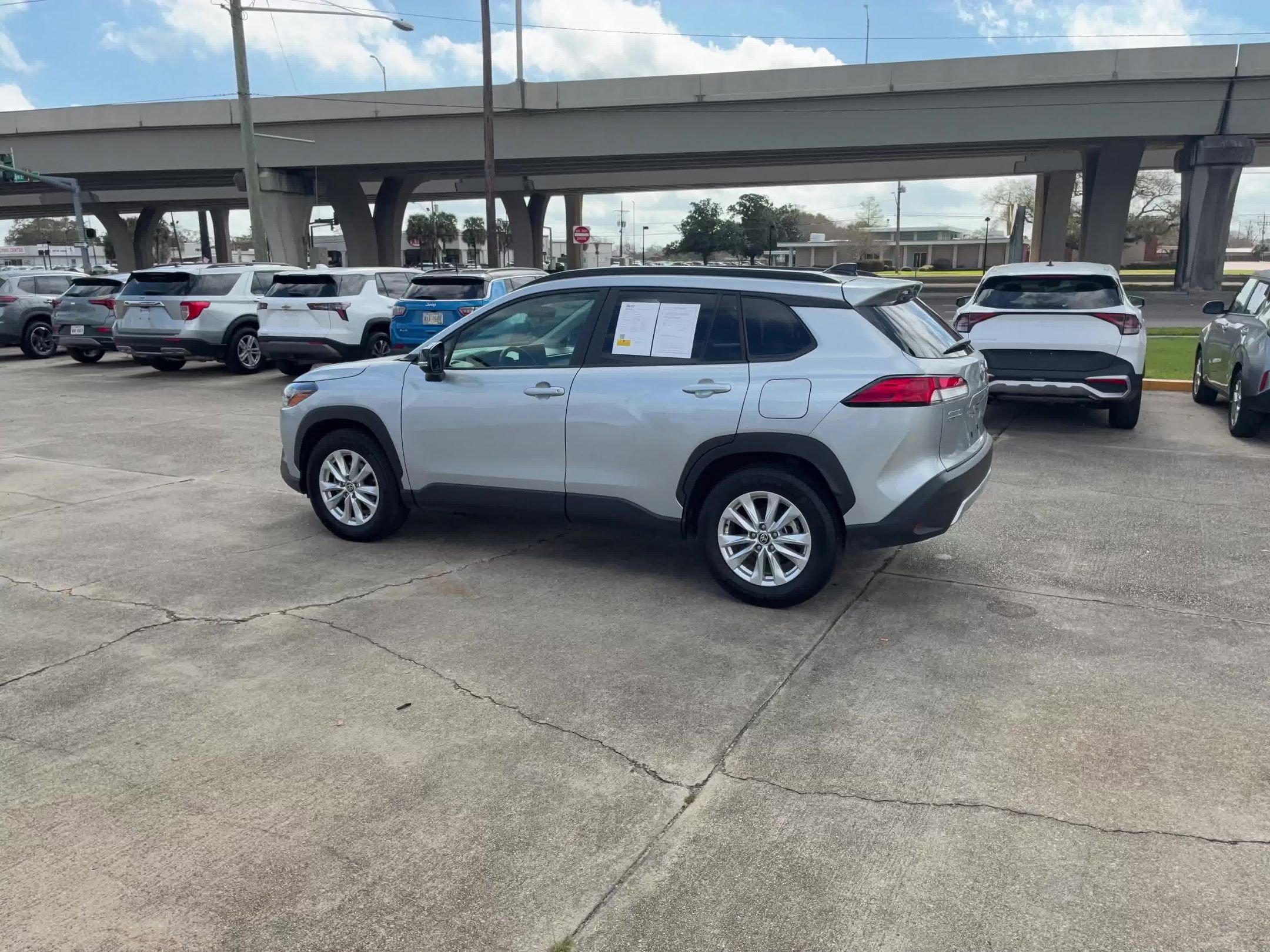 Thumbnail: 2025 Toyota Corolla Cross - 11