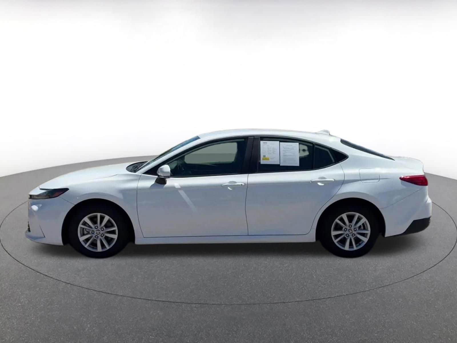 Thumbnail: 2025 Toyota Camry - 9