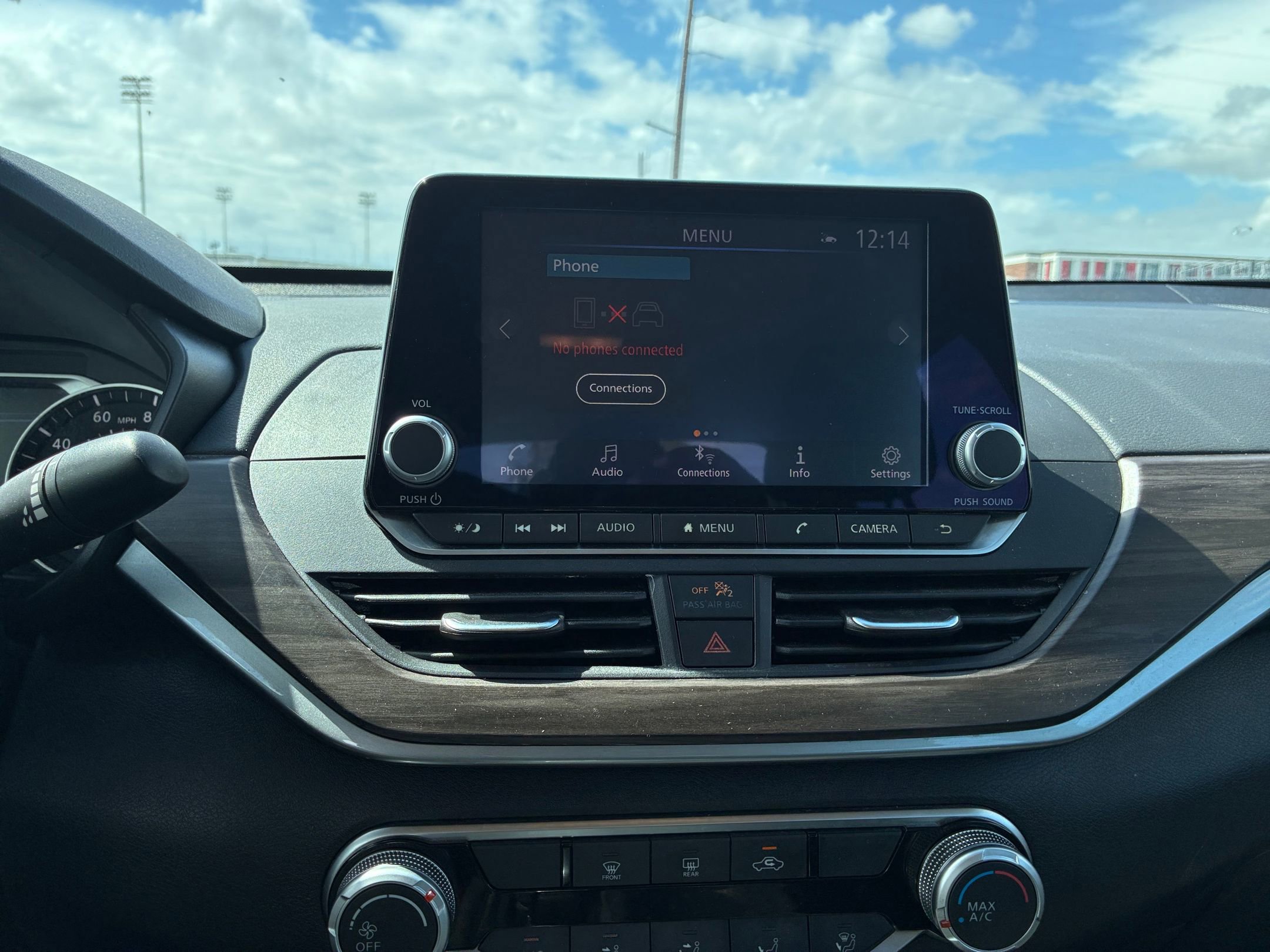 Thumbnail: 2025 Nissan Altima - 17