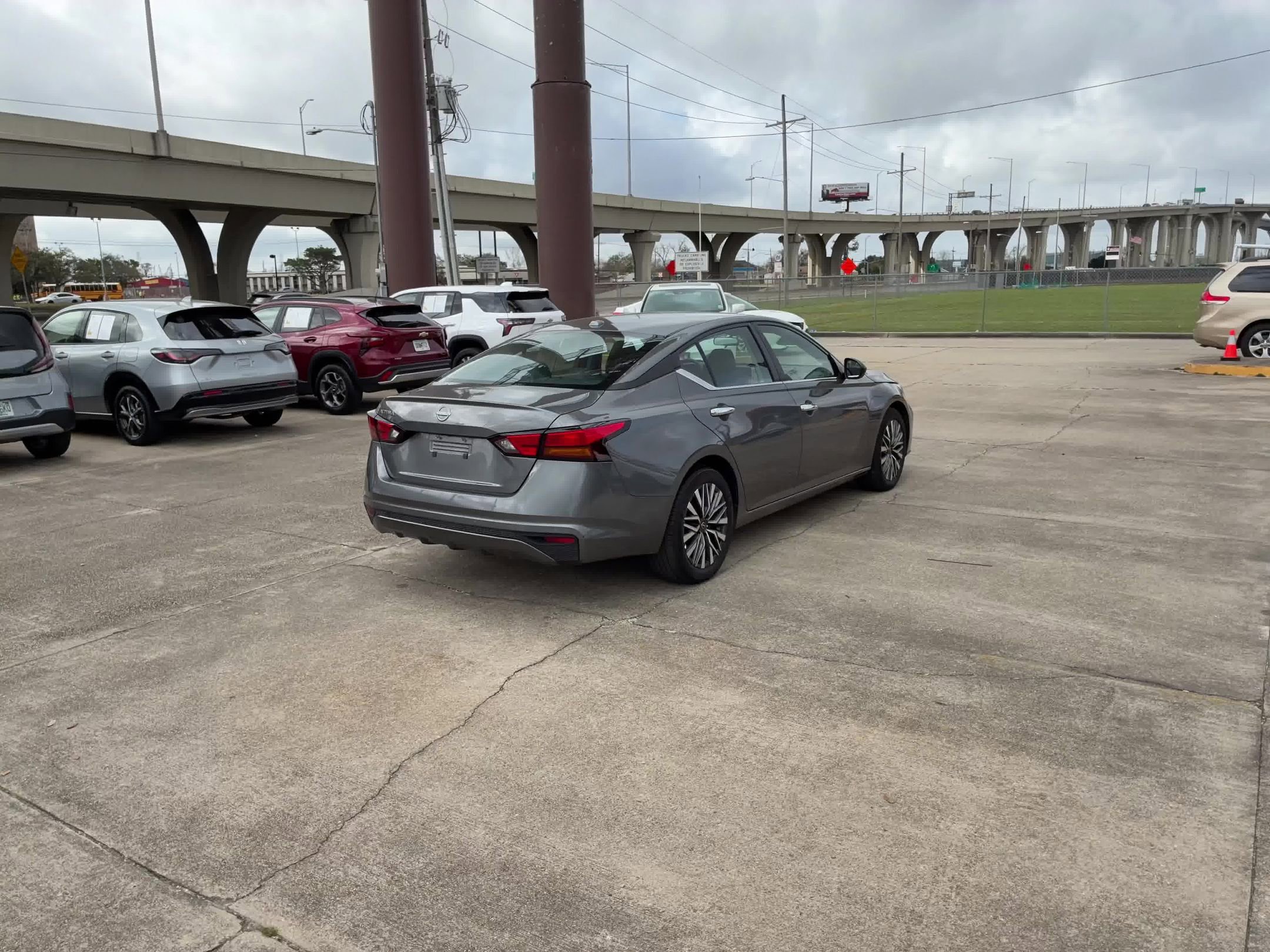 Thumbnail: 2025 Nissan Altima - 13