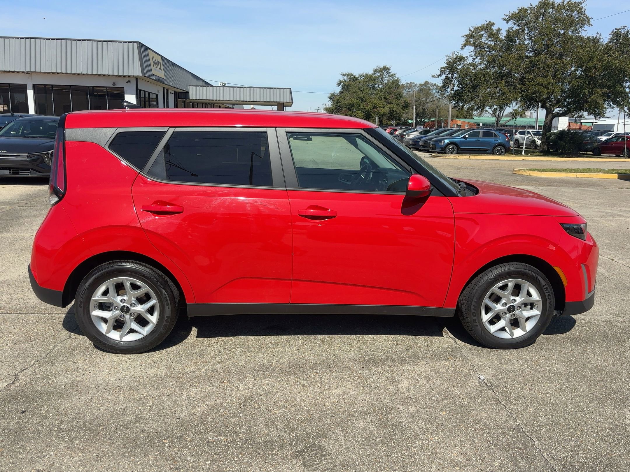 Thumbnail: 2025 Kia Soul - 4