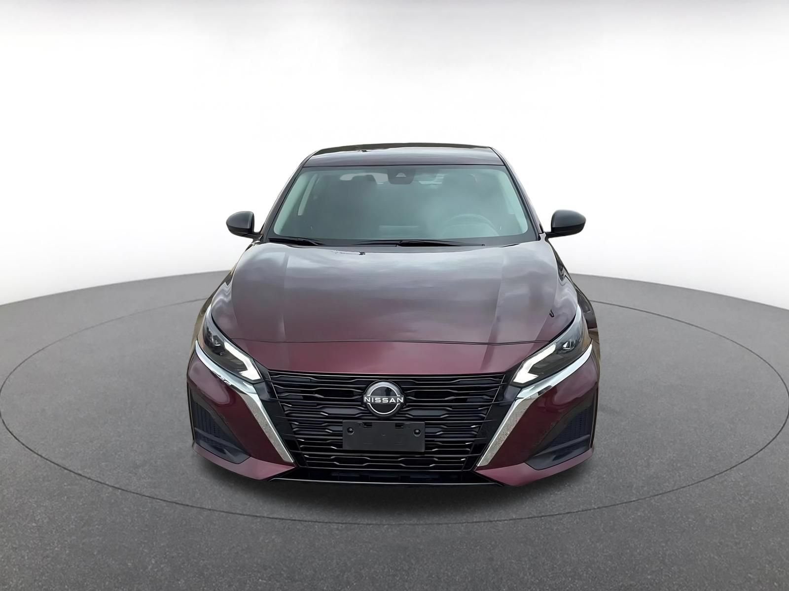 Thumbnail: 2025 Nissan Altima - 4