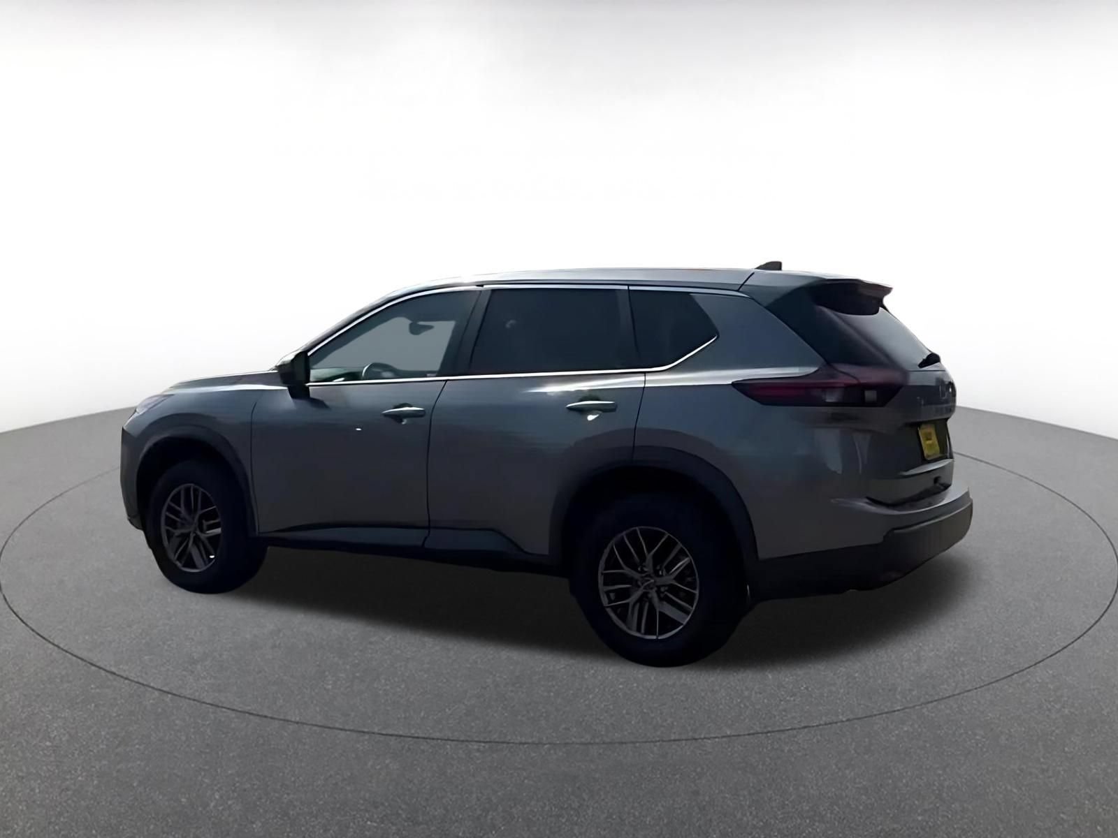 Thumbnail: 2026 Nissan Rogue - 10