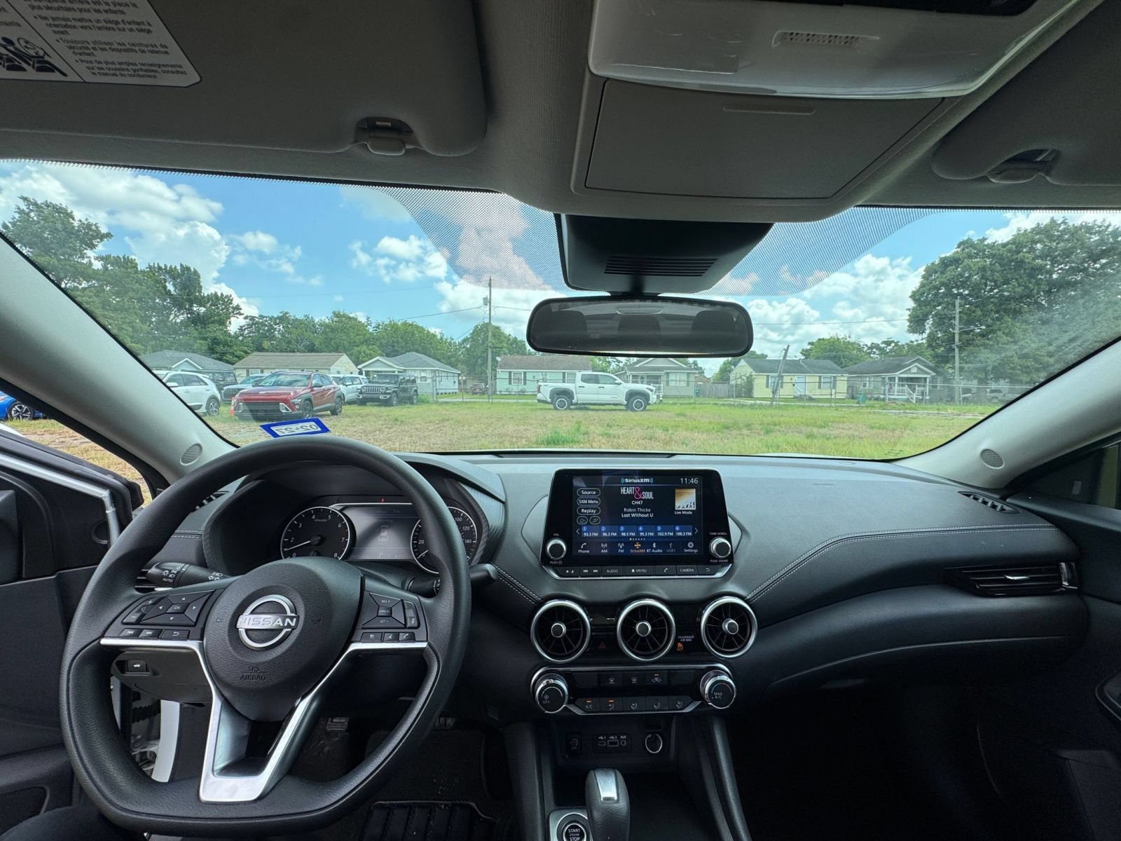 Thumbnail: 2025 Nissan Sentra - 32