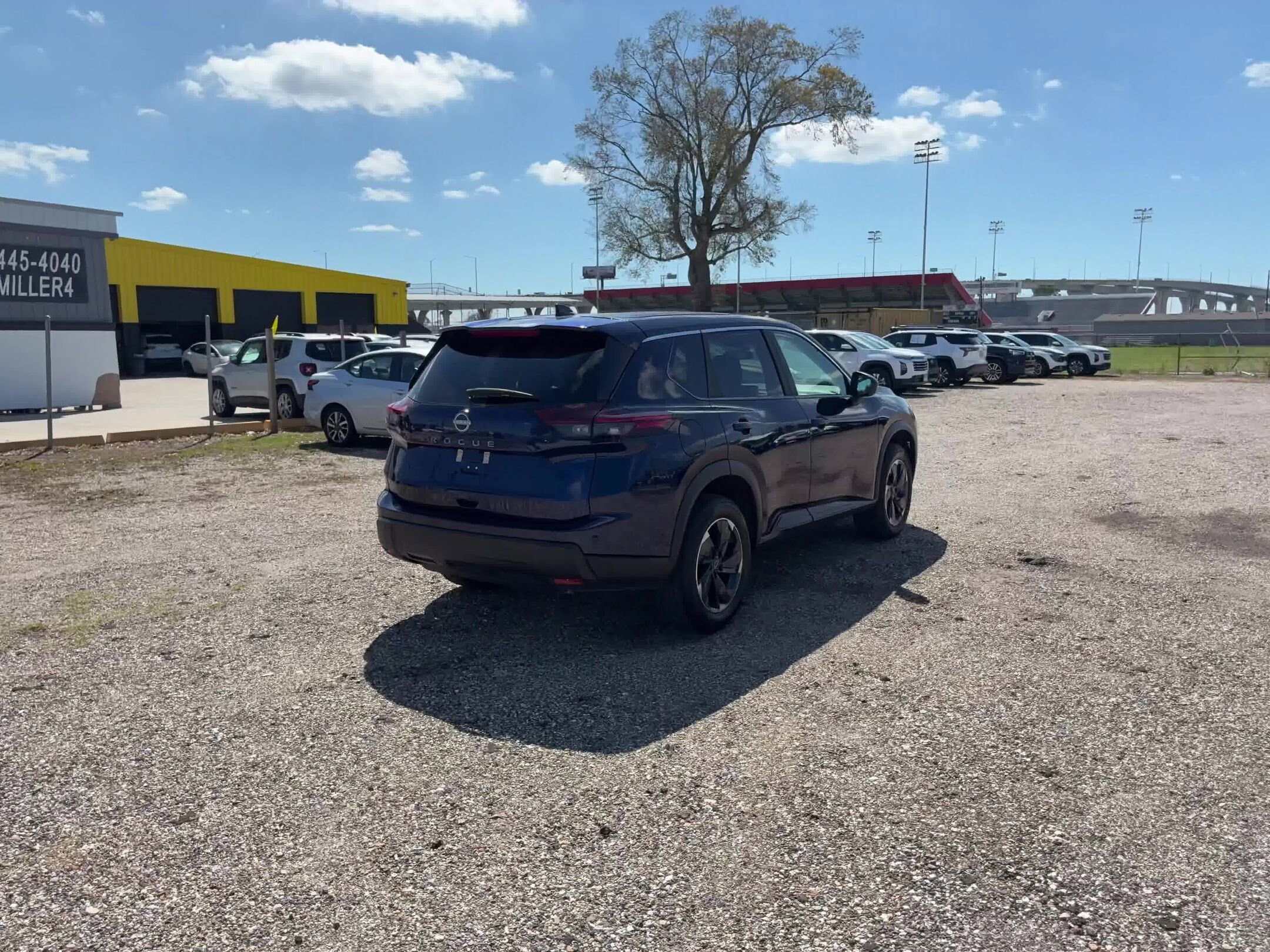 Thumbnail: 2025 Nissan Rogue - 2