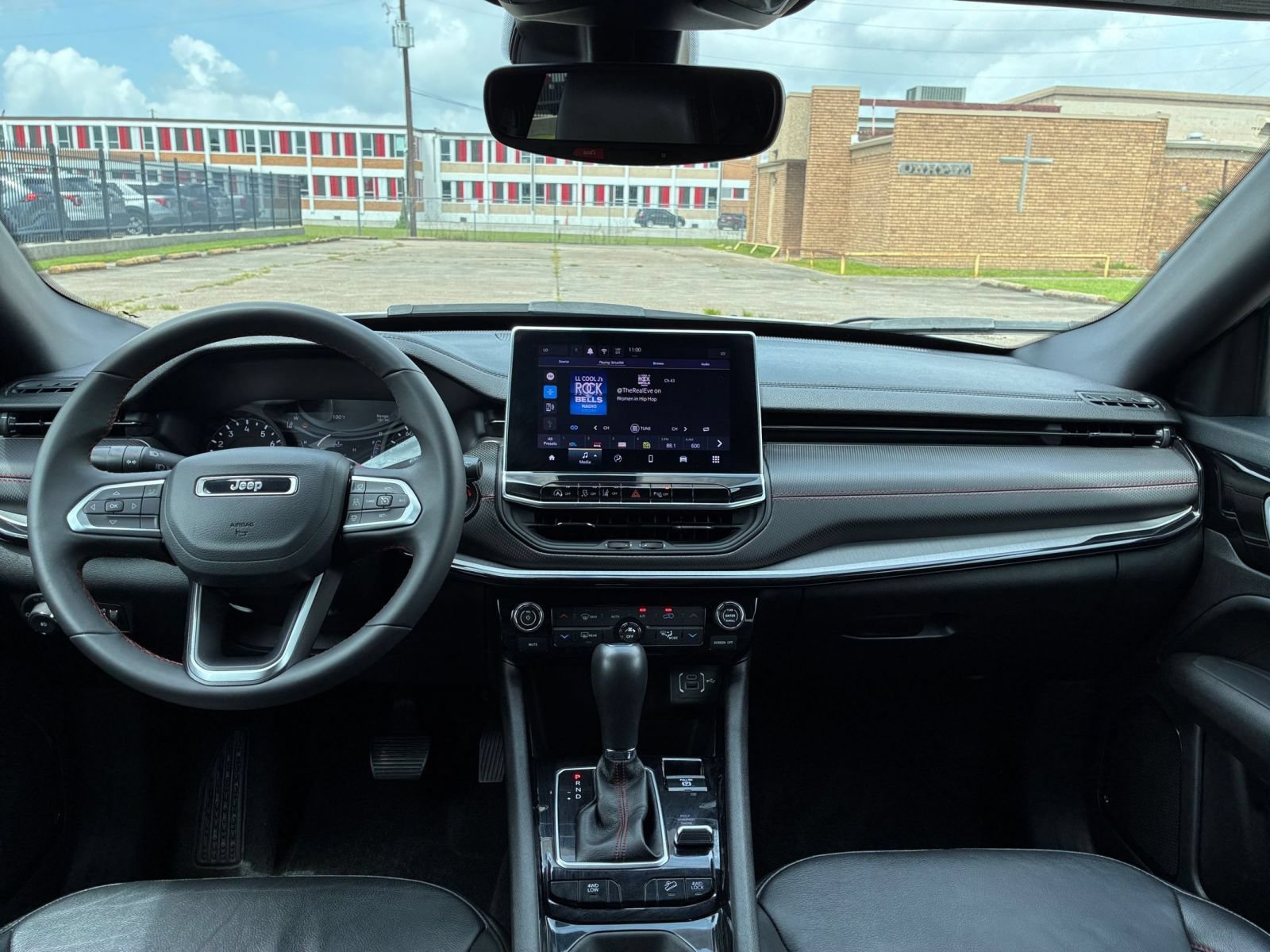 Thumbnail: 2025 Jeep Compass - 32