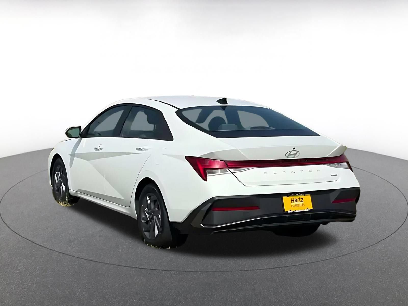 Thumbnail: 2026 Hyundai Elantra - 9