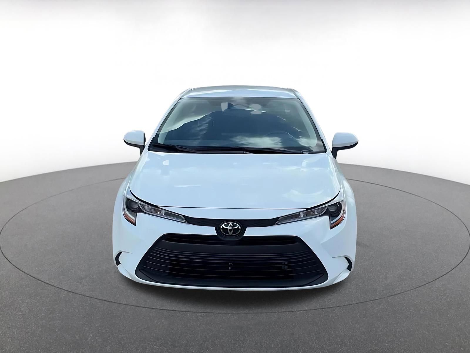 Thumbnail: 2025 Toyota Corolla - 4