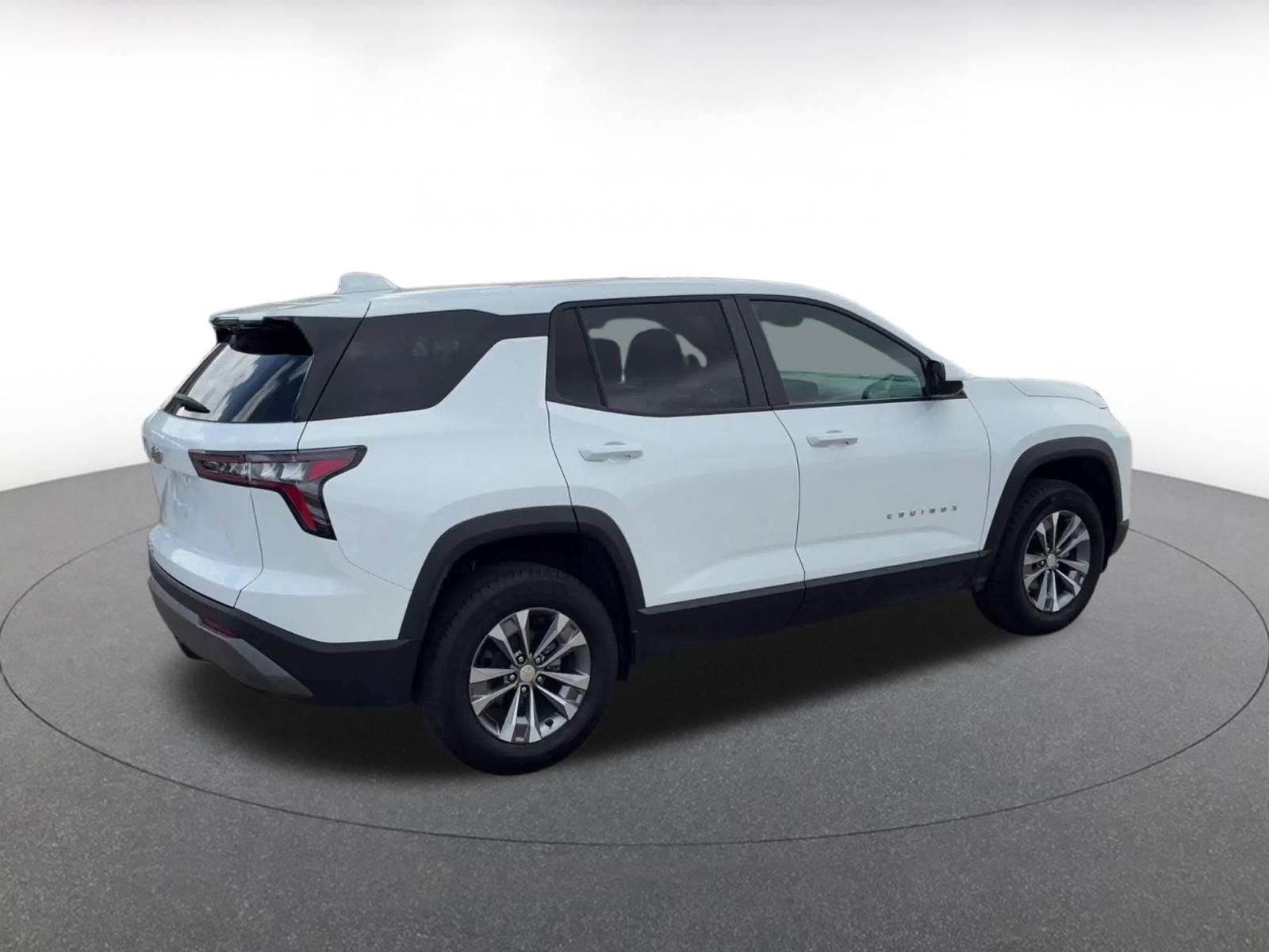 Thumbnail: 2025 Chevrolet Equinox - 14