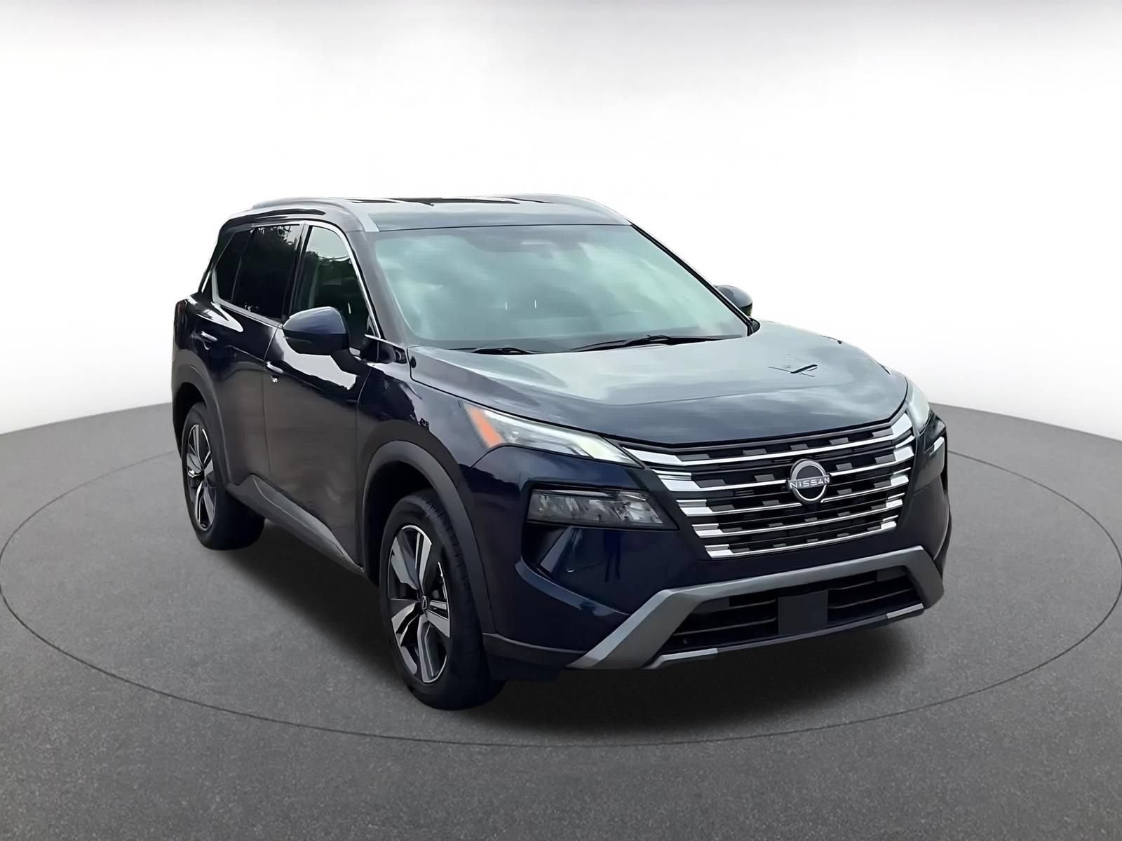 Thumbnail: 2026 Nissan Rogue - 3