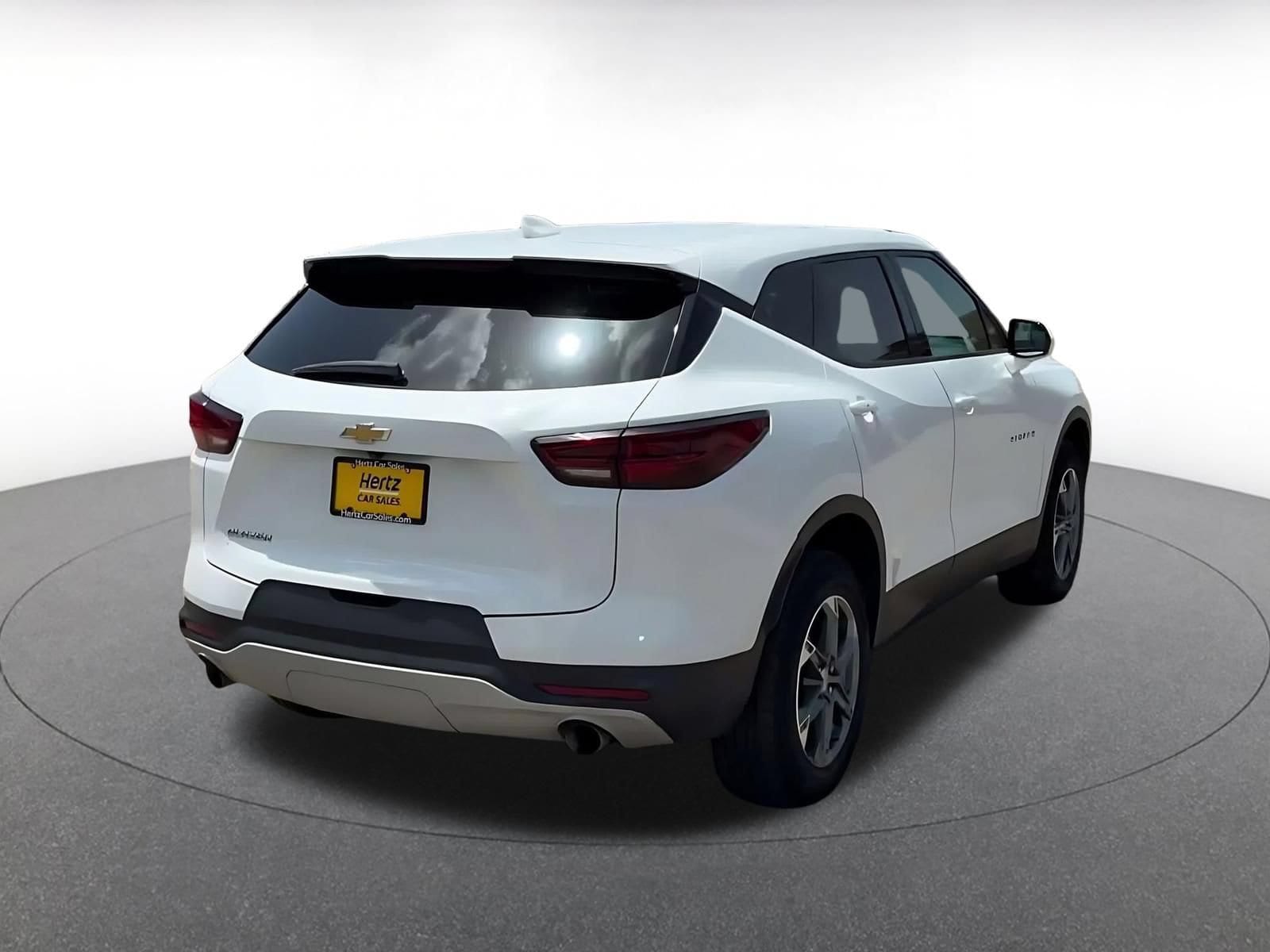 Thumbnail: 2025 Chevrolet Blazer - 12