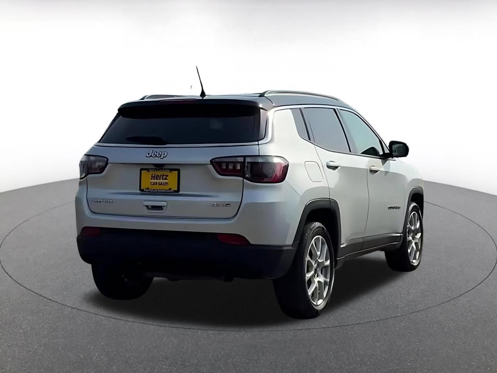 Thumbnail: 2025 Jeep Compass - 14