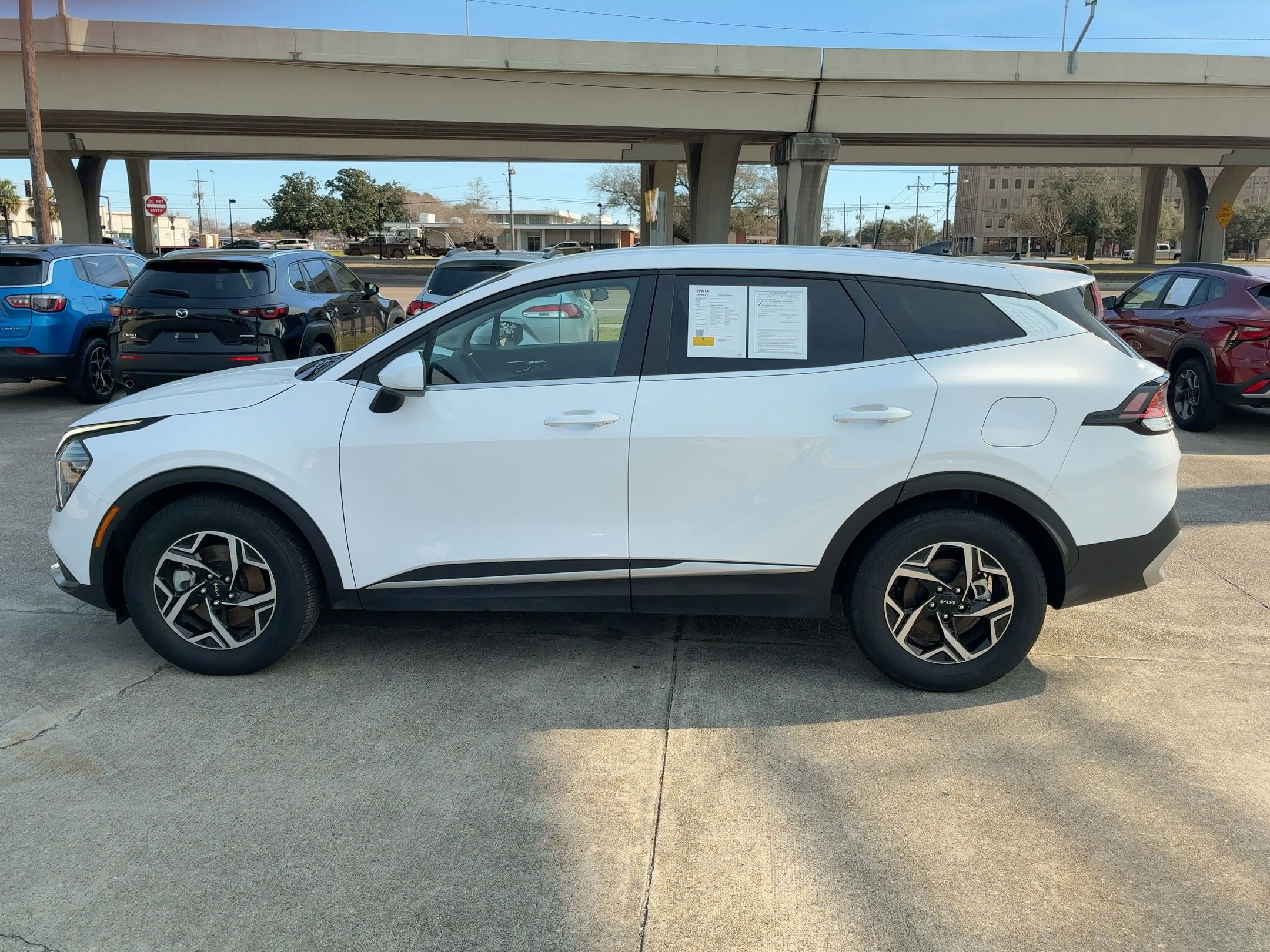 Thumbnail: 2025 Kia Sportage - 10