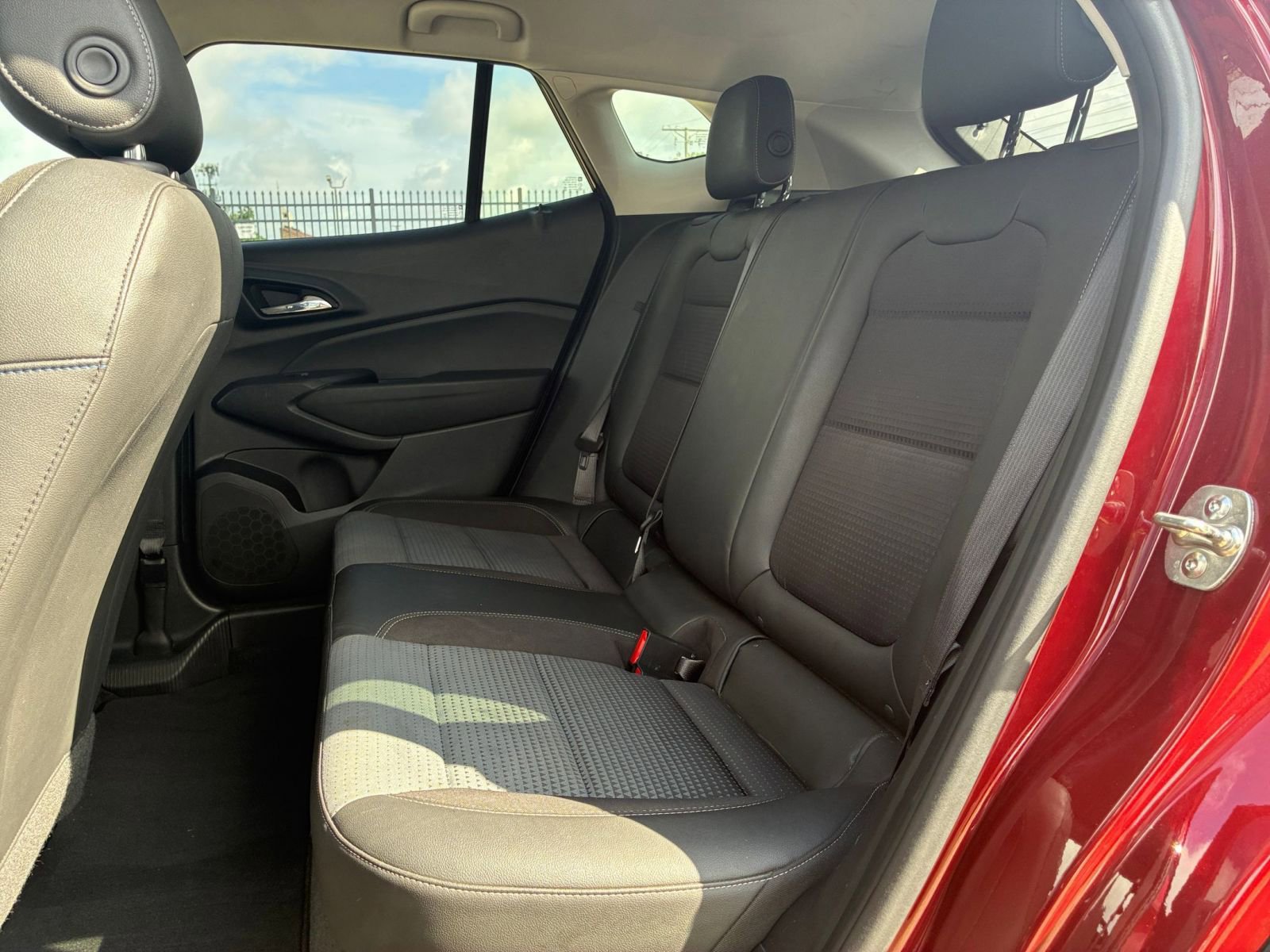 Thumbnail: 2025 Chevrolet Trax - 25