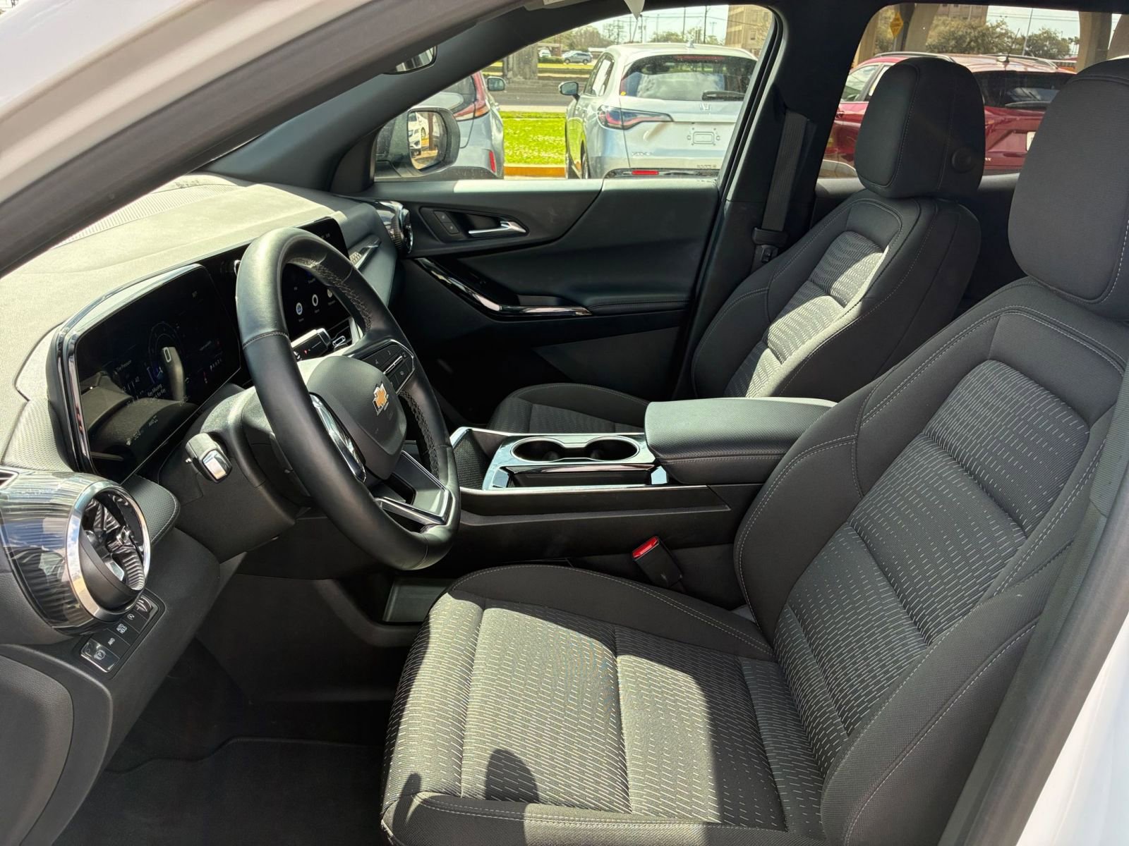 Thumbnail: 2025 Chevrolet Equinox - 27