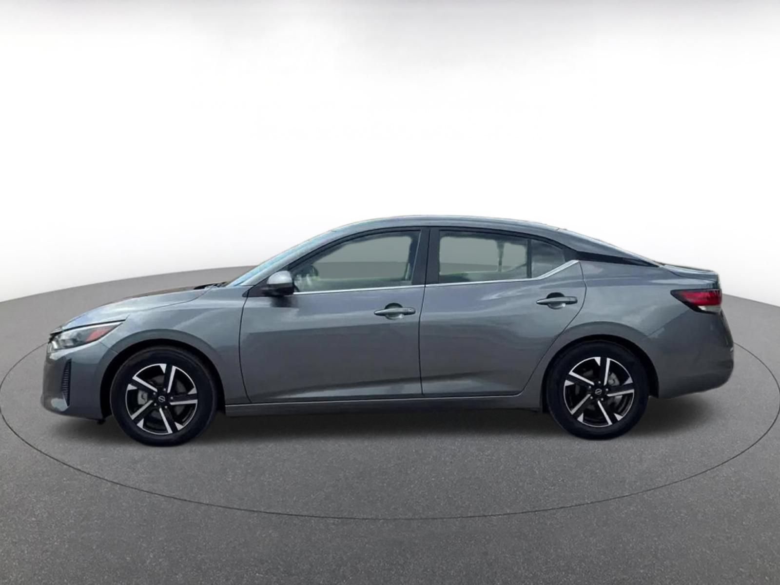 Thumbnail: 2025 Nissan Sentra - 9