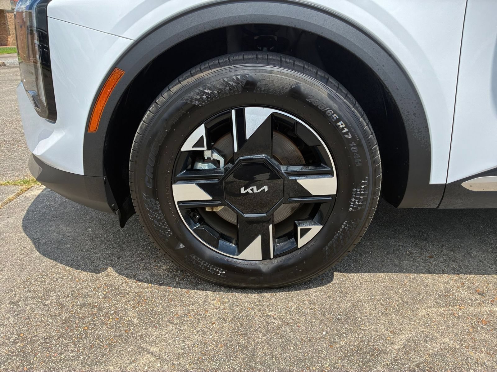 Thumbnail: 2026 Kia Sportage - 30