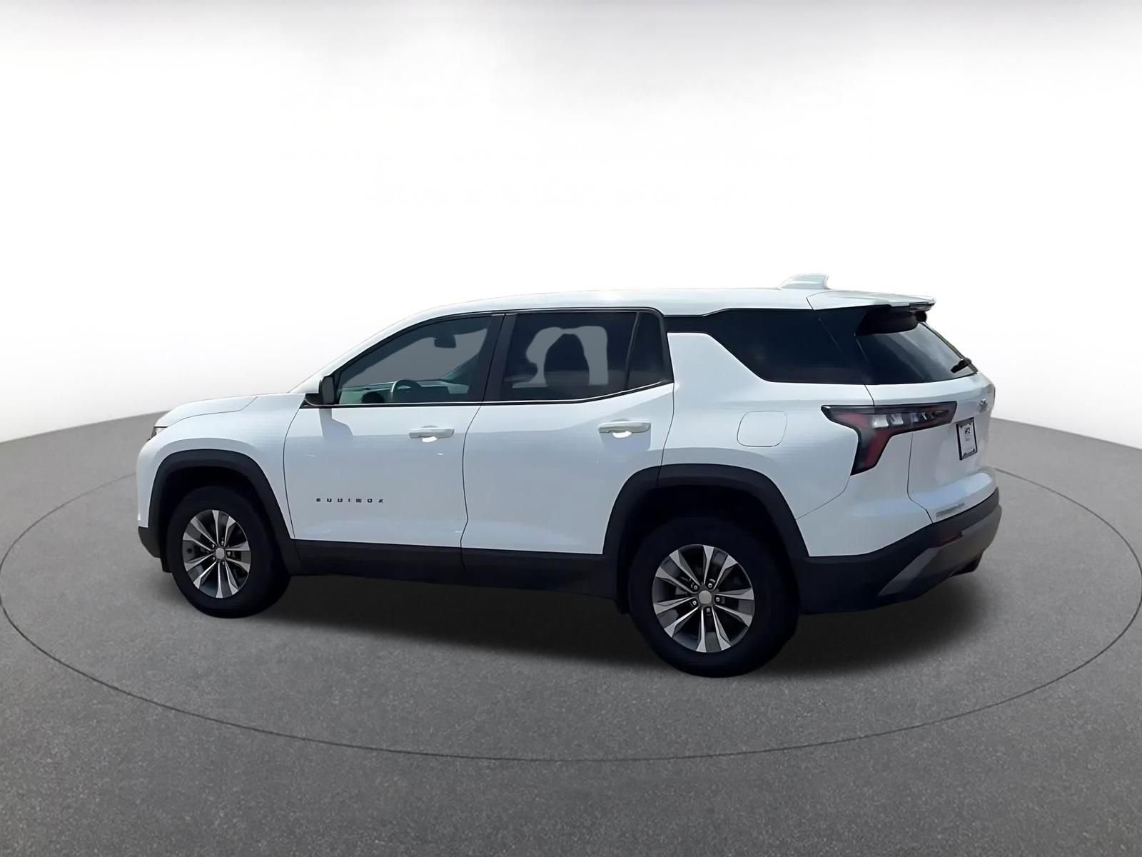 Thumbnail: 2025 Chevrolet Equinox - 10