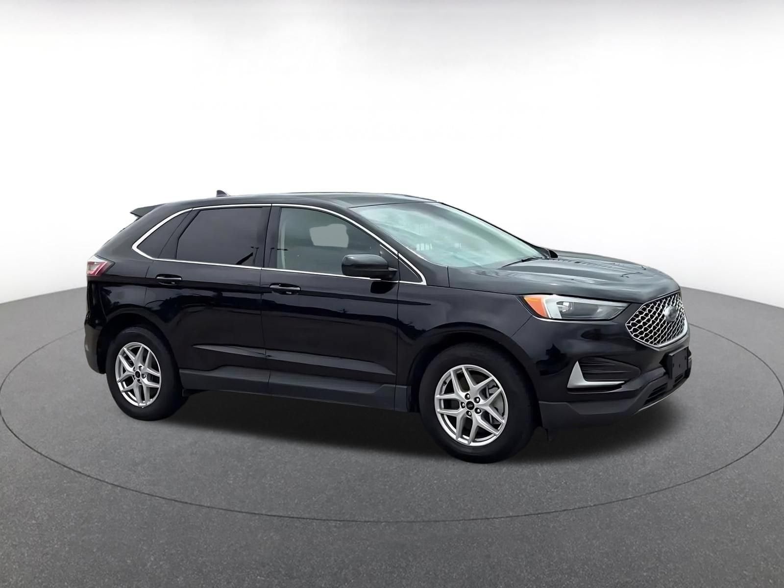 Thumbnail: 2024 Ford Edge - 2