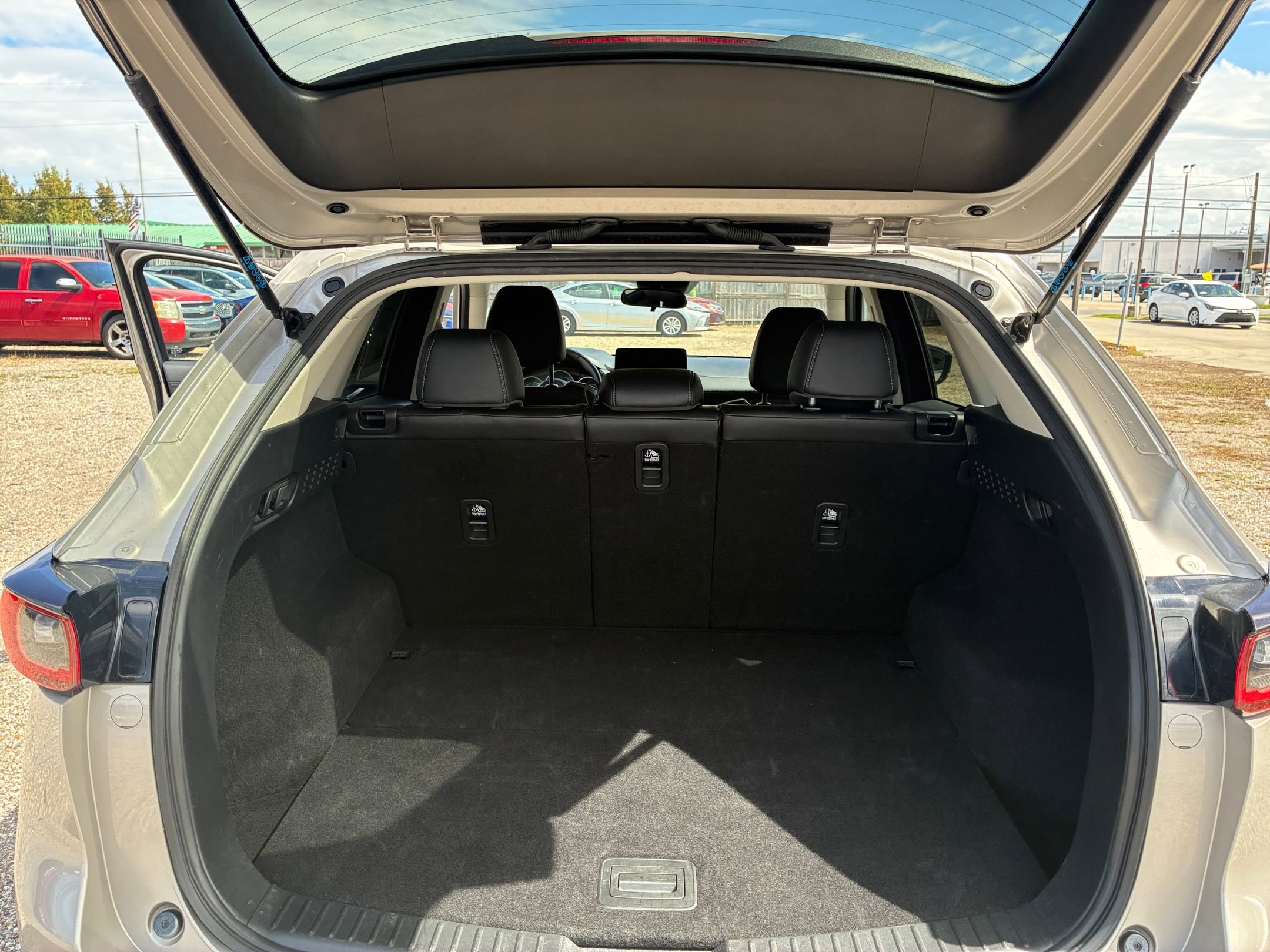 Thumbnail: 2025 Mazda CX-5 - 30