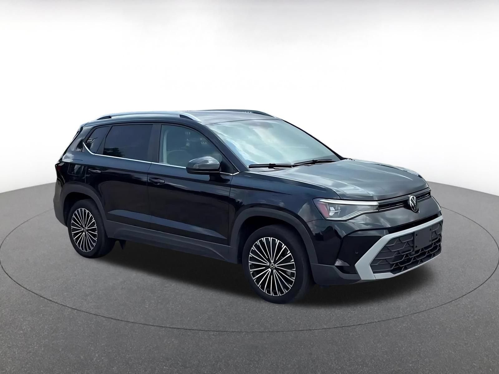Thumbnail: 2026 Volkswagen Taos - 2