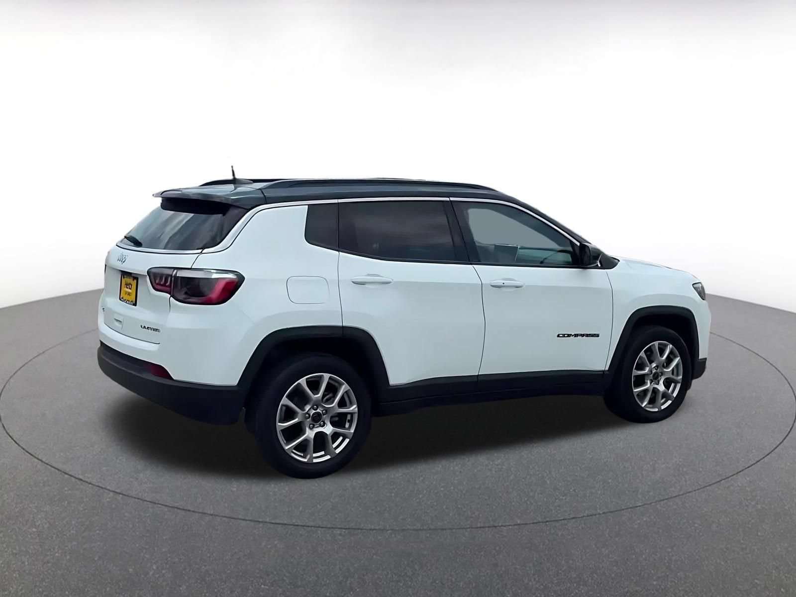 Thumbnail: 2025 Jeep Compass - 12