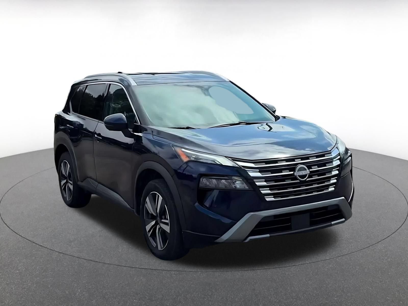 Thumbnail: 2026 Nissan Rogue - 3
