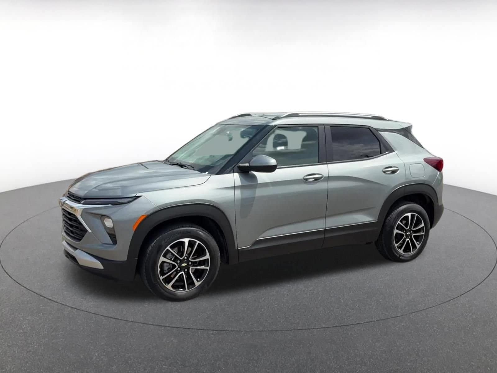 Thumbnail: 2025 Chevrolet TrailBlazer - 8
