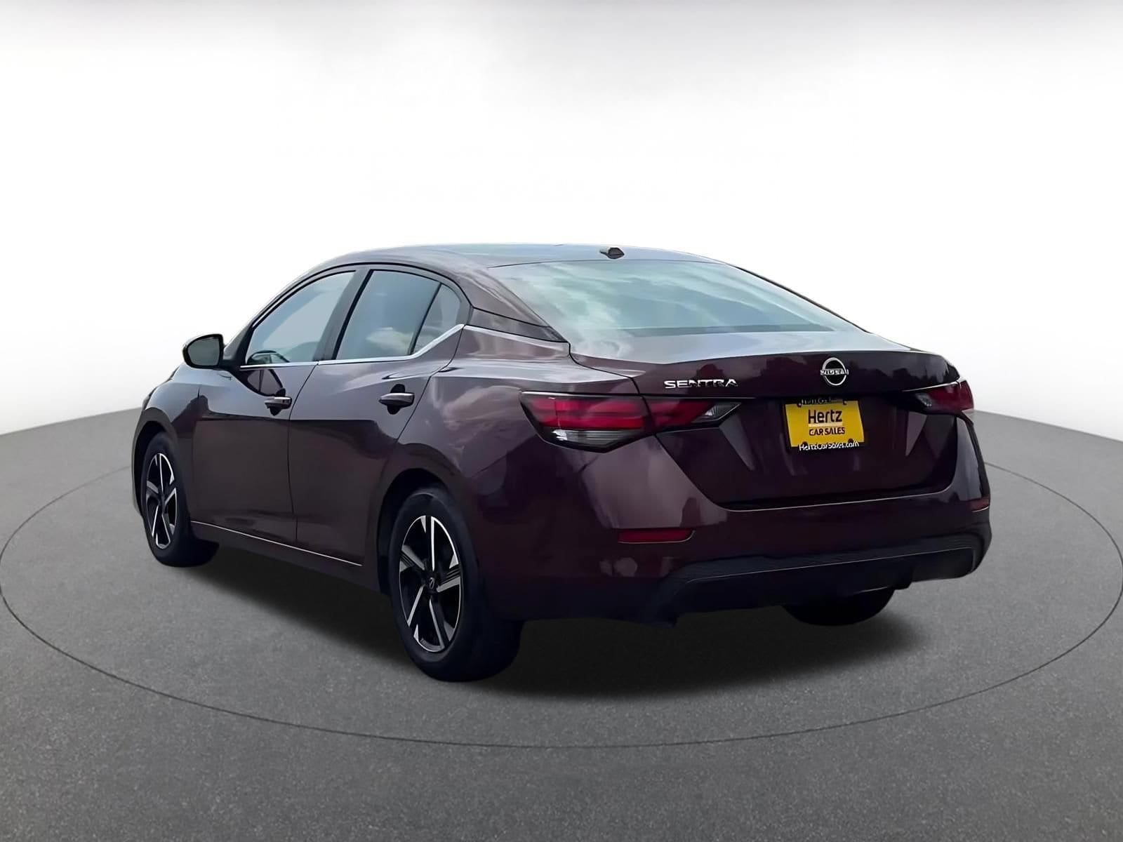 Thumbnail: 2025 Nissan Sentra - 11